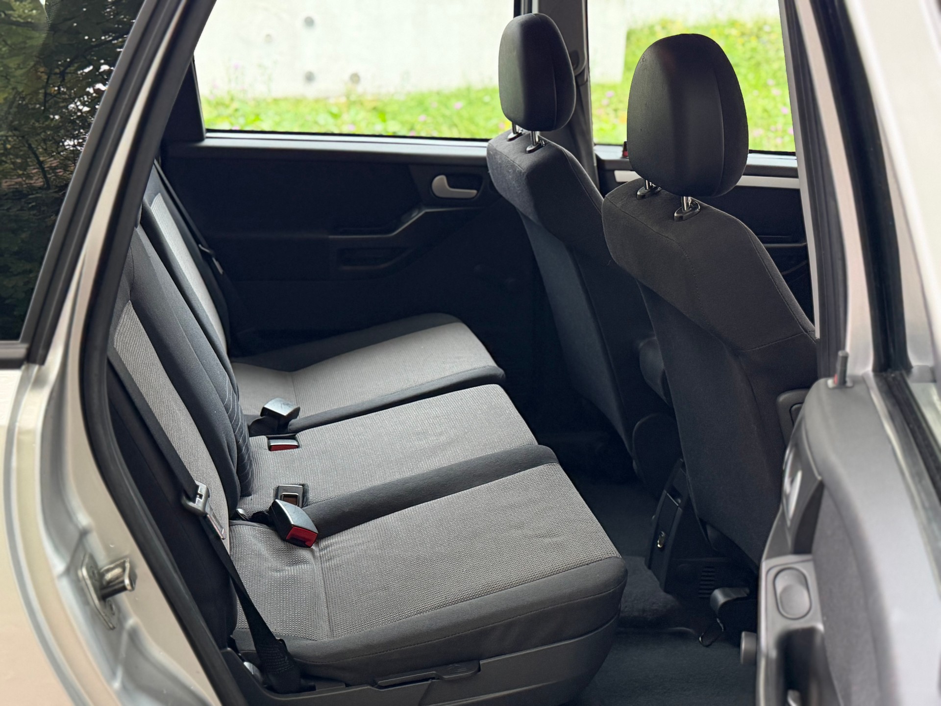 OPEL Meriva 1.7 CDTi Cosmo-image-14