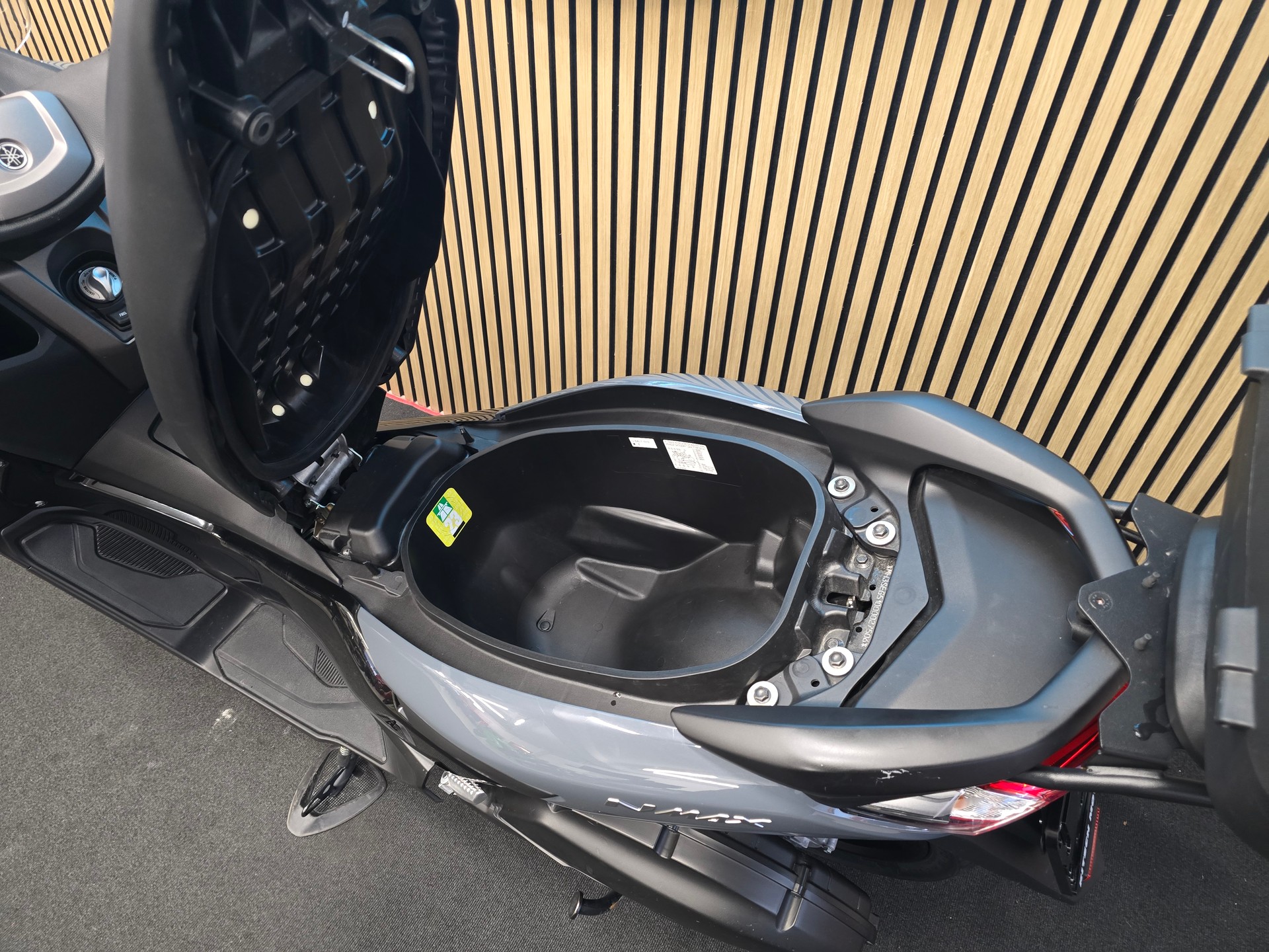 YAMAHA N-Max GPD 125-image-6