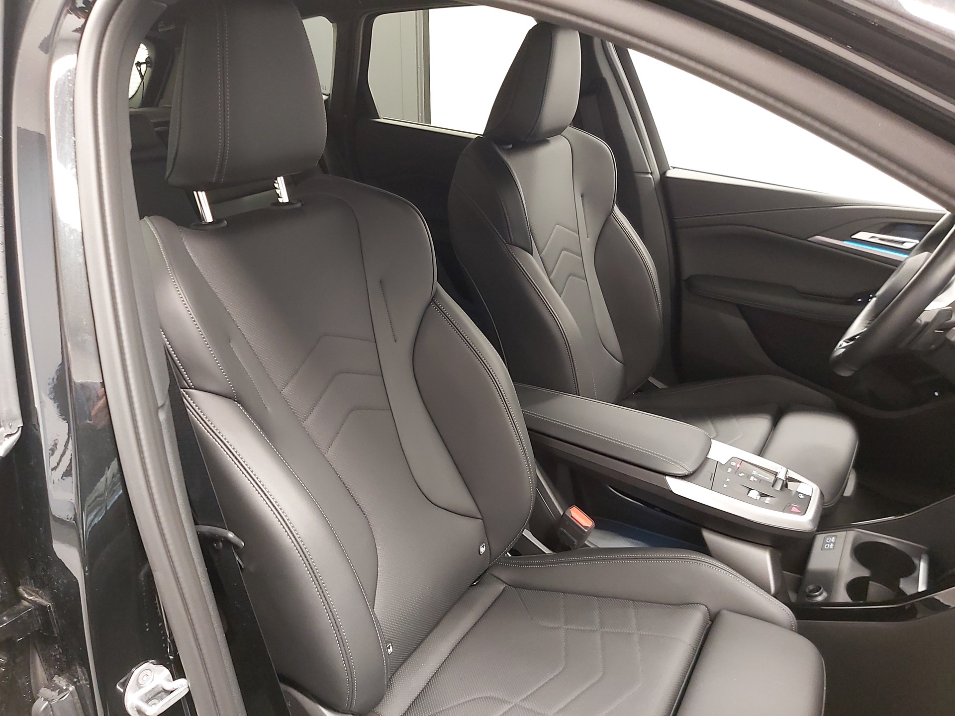 BMW 223d AT xDr M Sport DKG-image-9