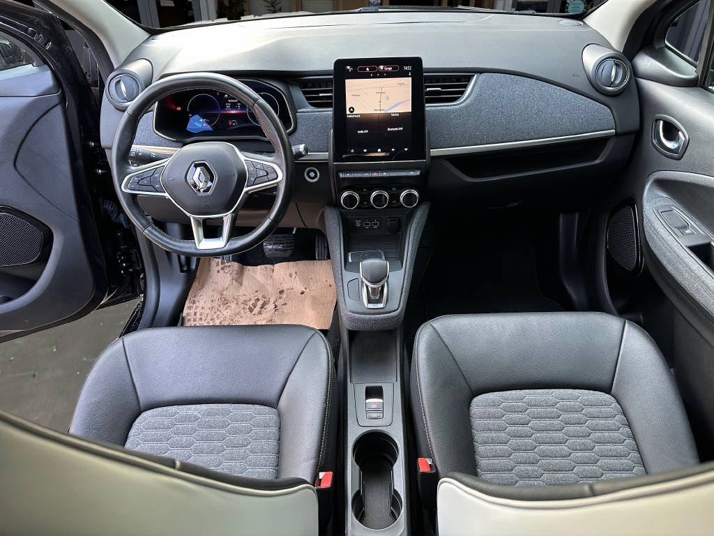 RENAULT Zoe R135 Intens-image-13
