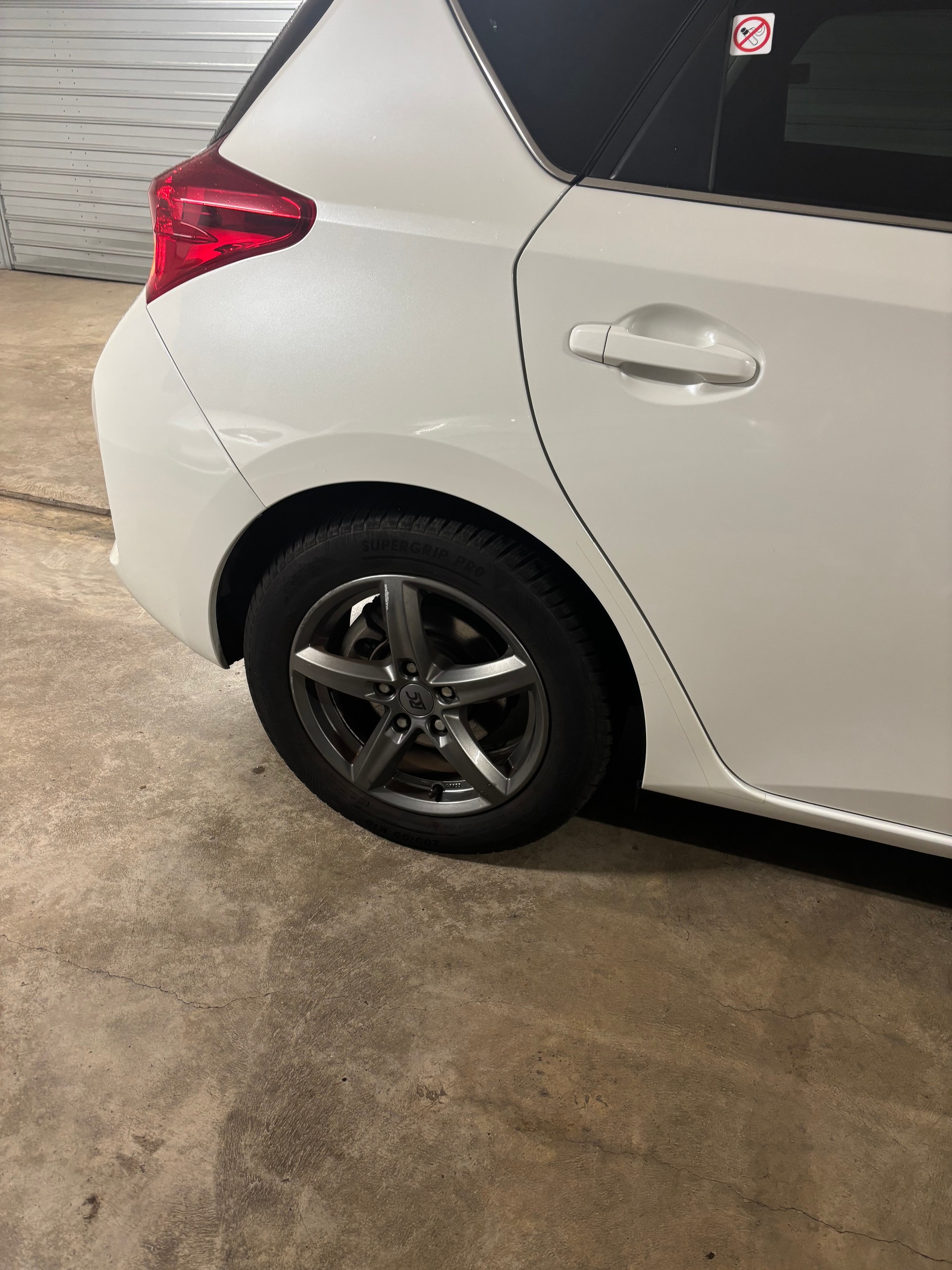 TOYOTA Auris 1.8 16V HSD Linea Sol-image-1