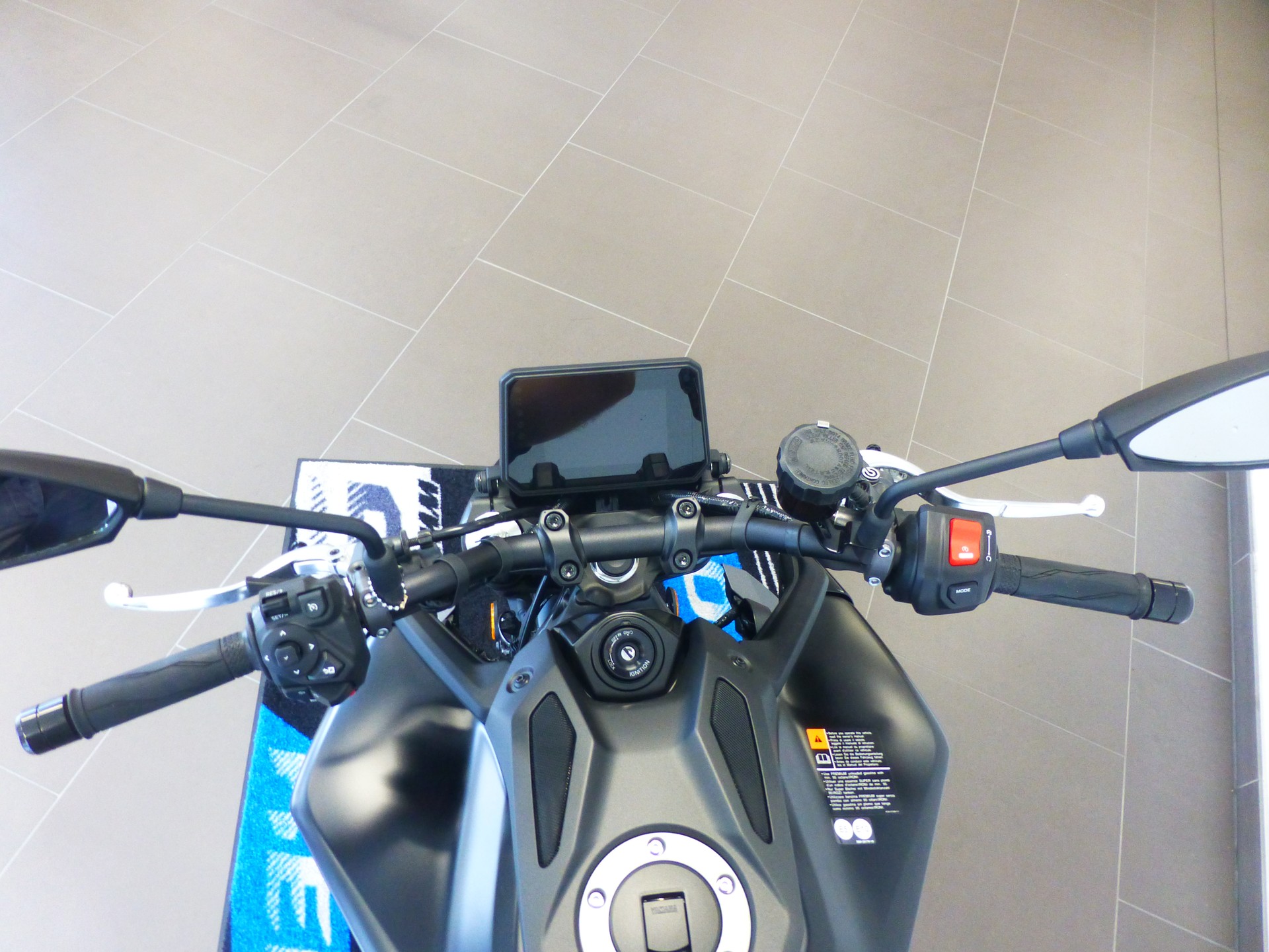 YAMAHA MT-09-image-7