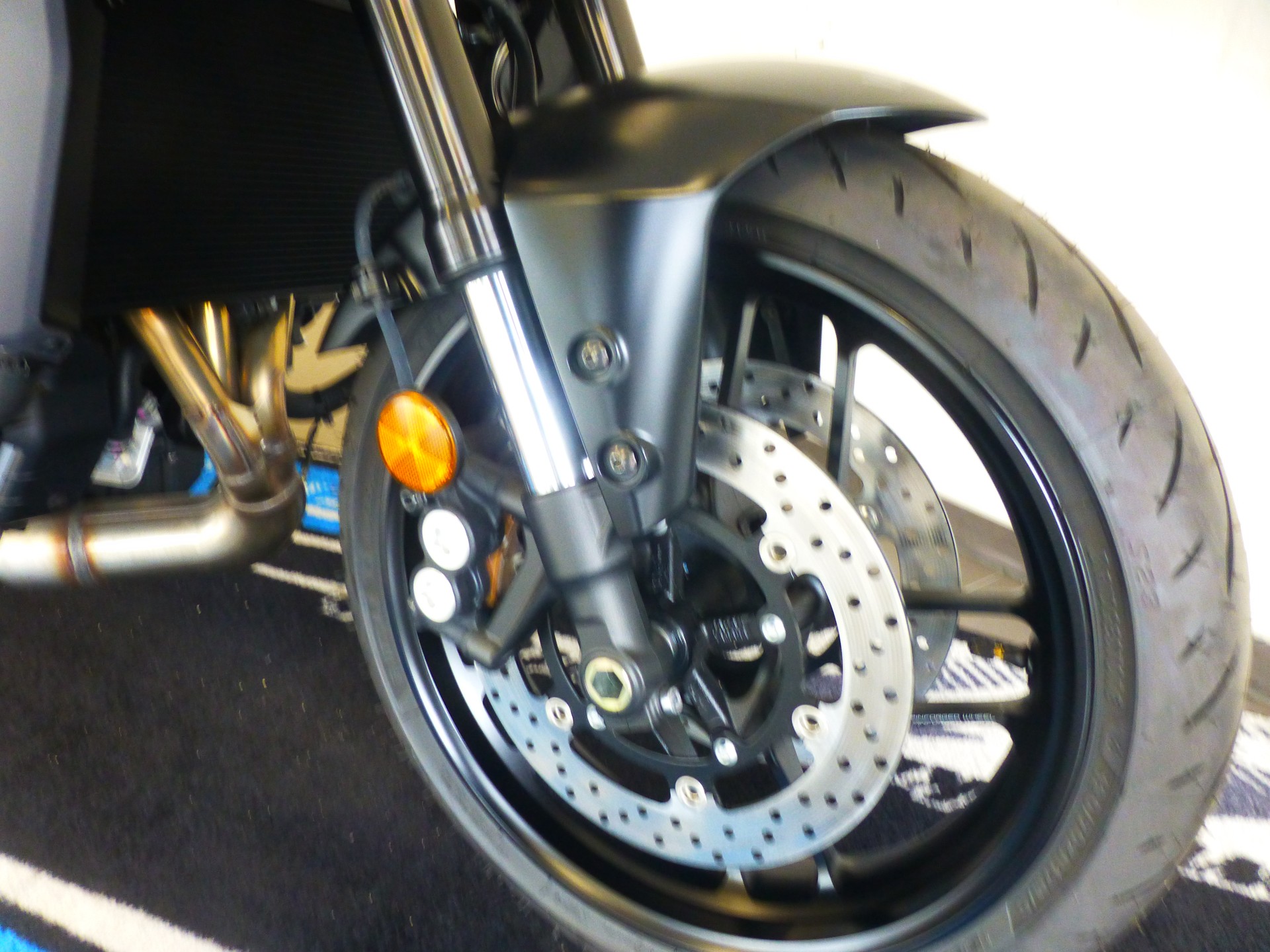 YAMAHA MT-09-image-12