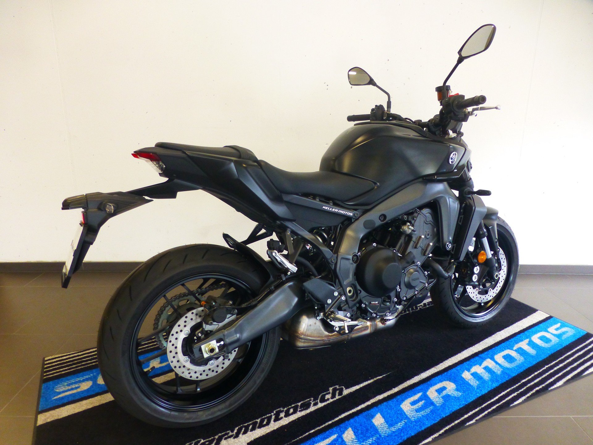 YAMAHA MT-09-image-11