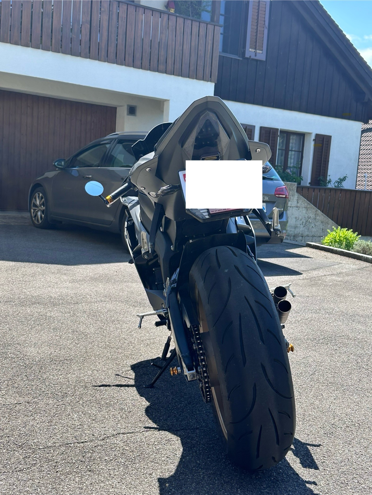 YAMAHA YZF-R6-image-6