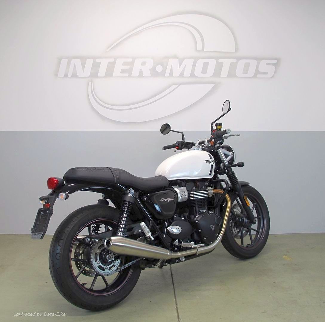 TRIUMPH STREET TWIN-image-5
