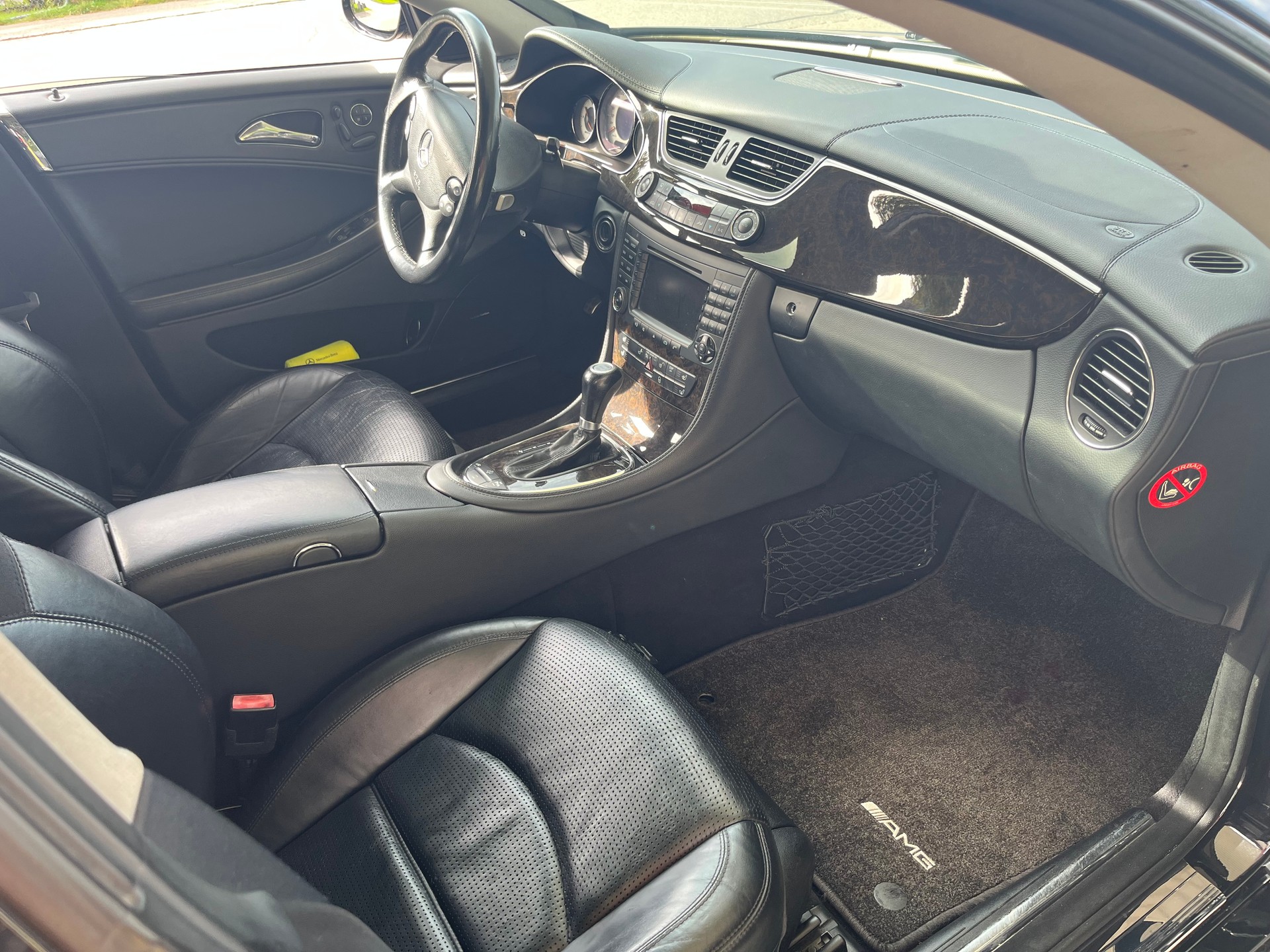MERCEDES-BENZ CLS 55 AMG Automatic-image-4