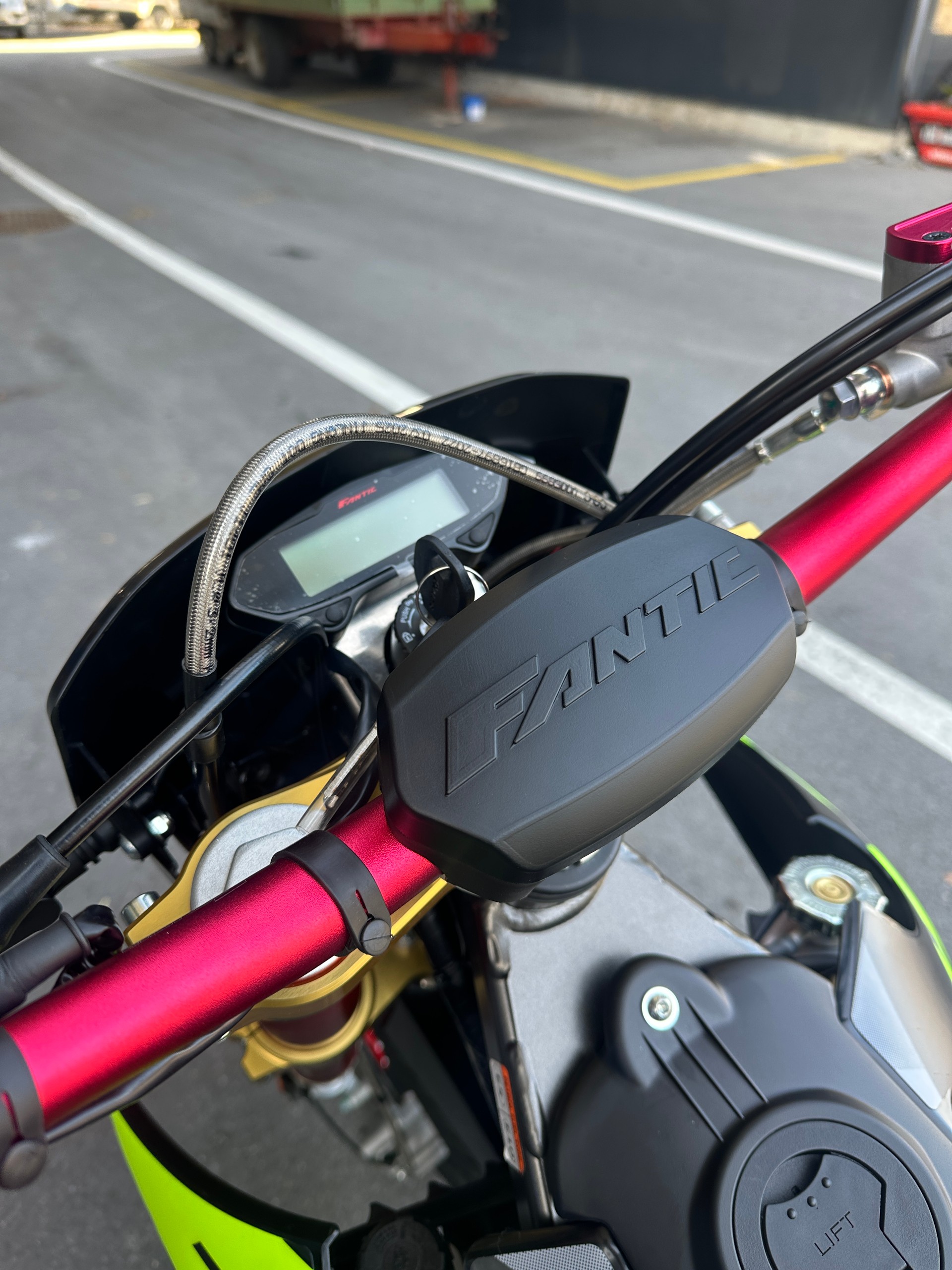 FANTIC Competition-image-8