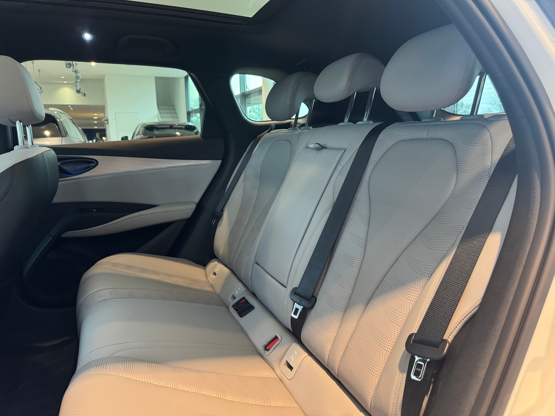 BYD Seal 6 DM-i Tour. Comfort-image-25