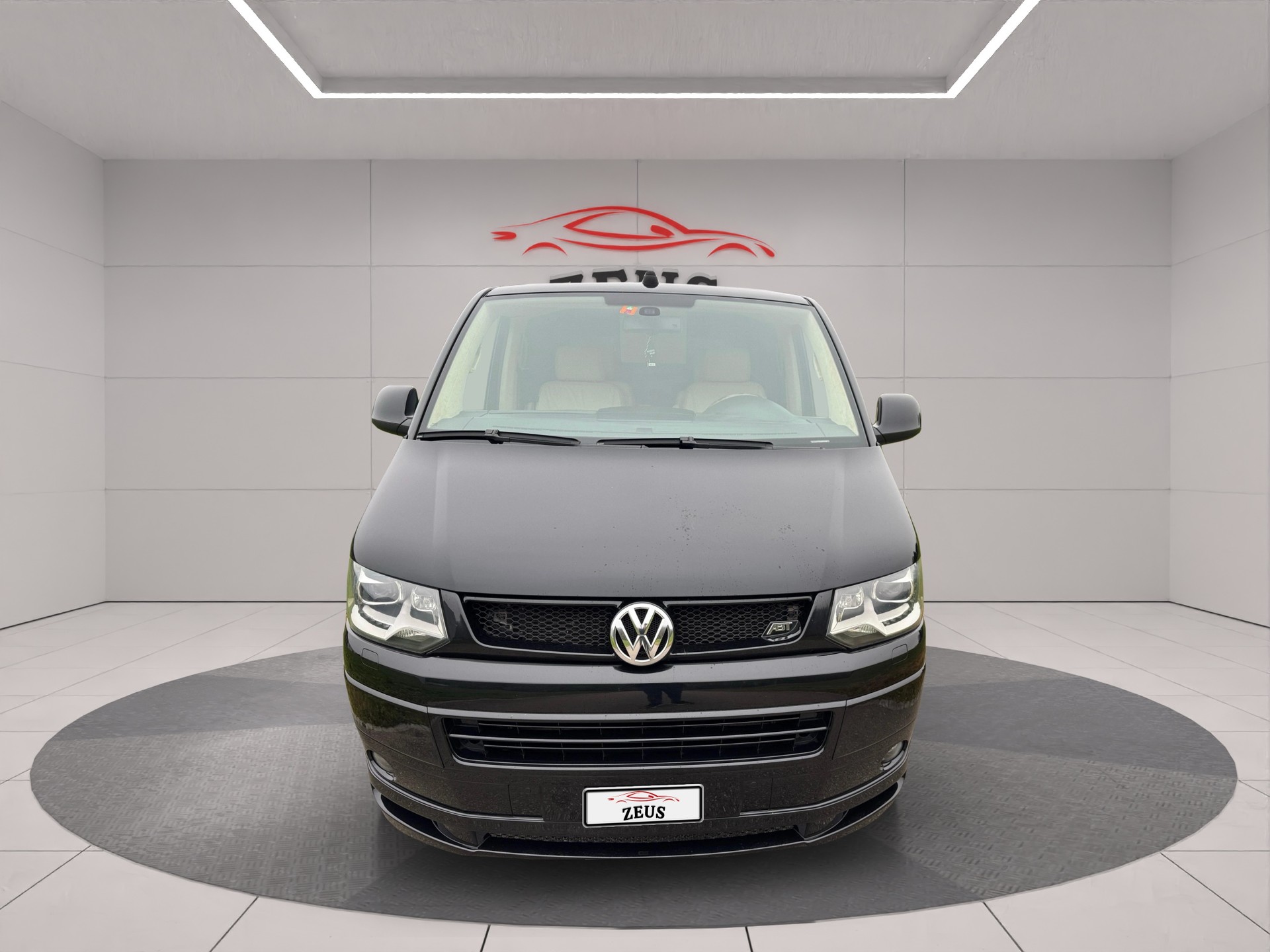 VW T5 Multivan 2.0 TSI | VIP Business Umbau-showroom-element-2