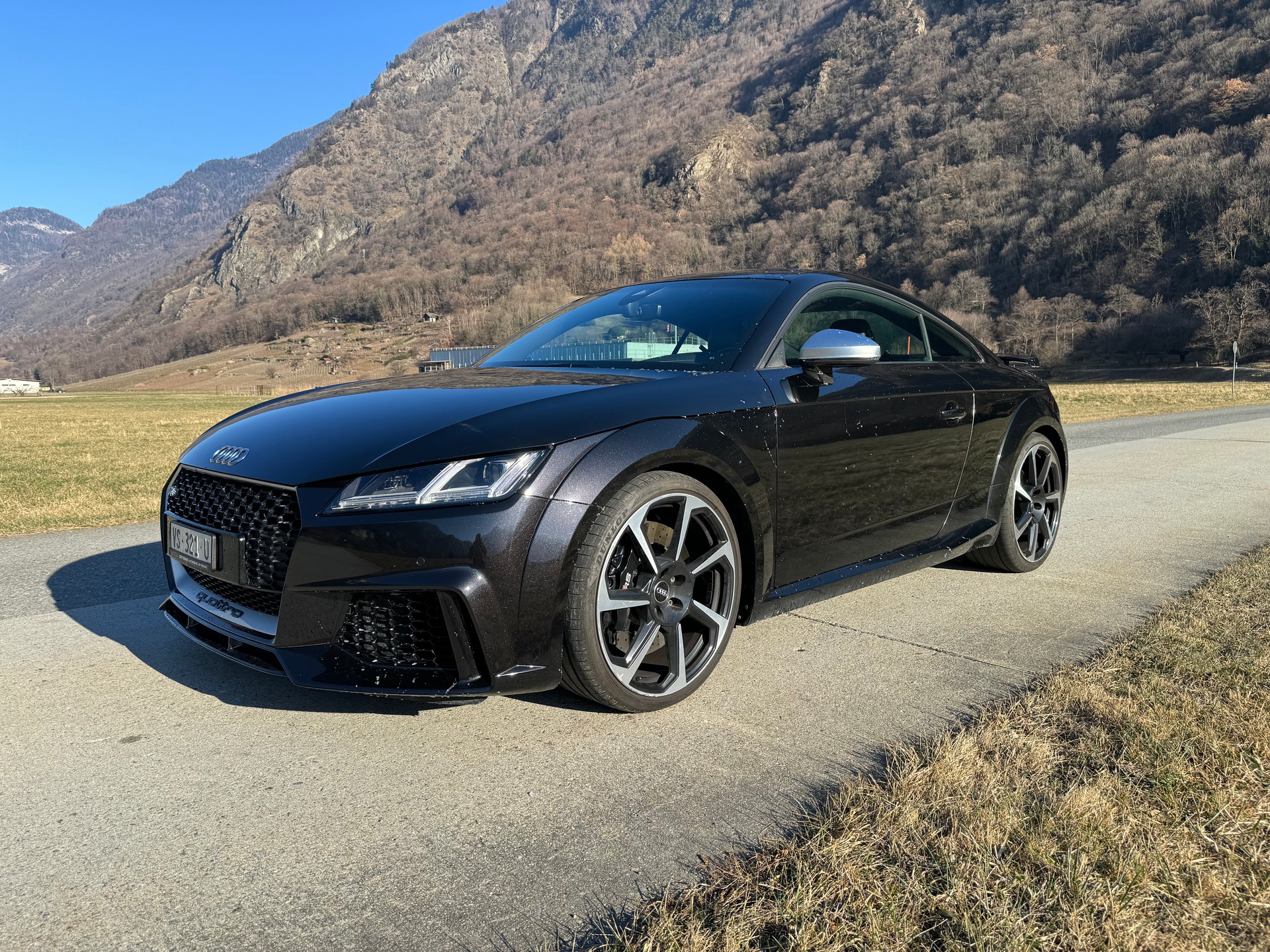 AUDI TT RS Coupé 2.5 TFSI quattro S-tronic-image-2