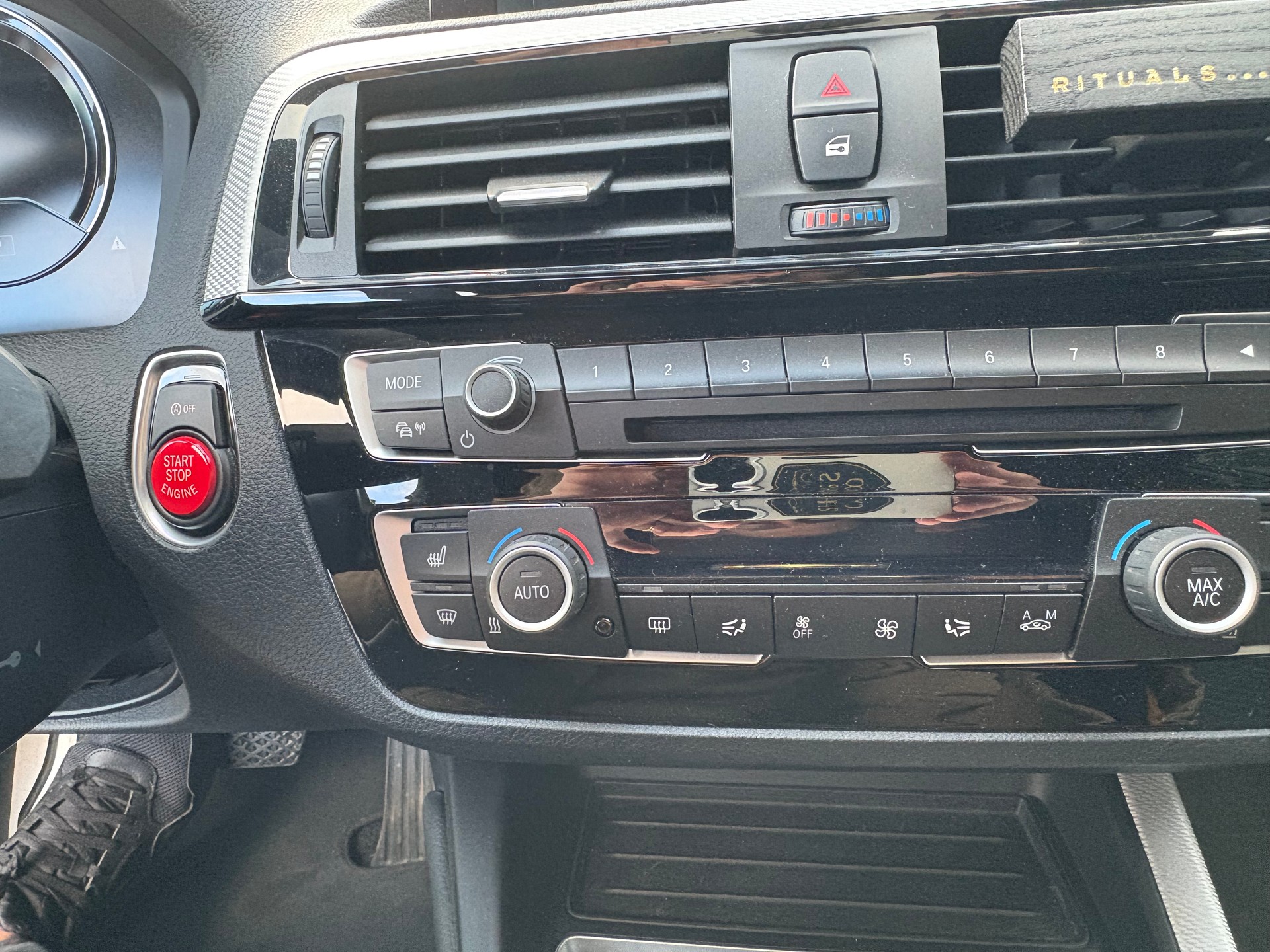 BMW M240i xDrive Steptronic-image-8