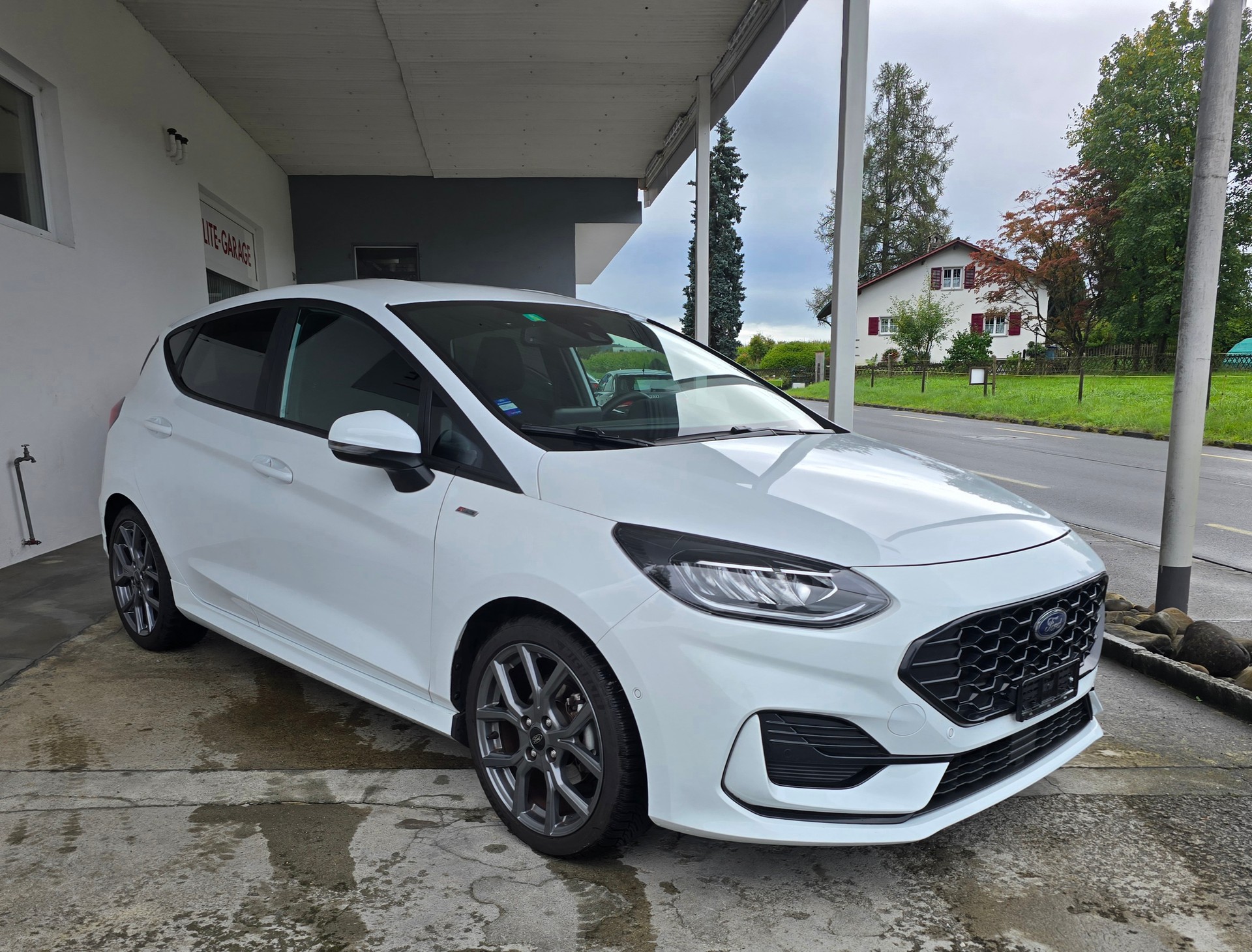 FORD Fiesta 1.0 SCTi MHEV ST Line X Automat-image-6