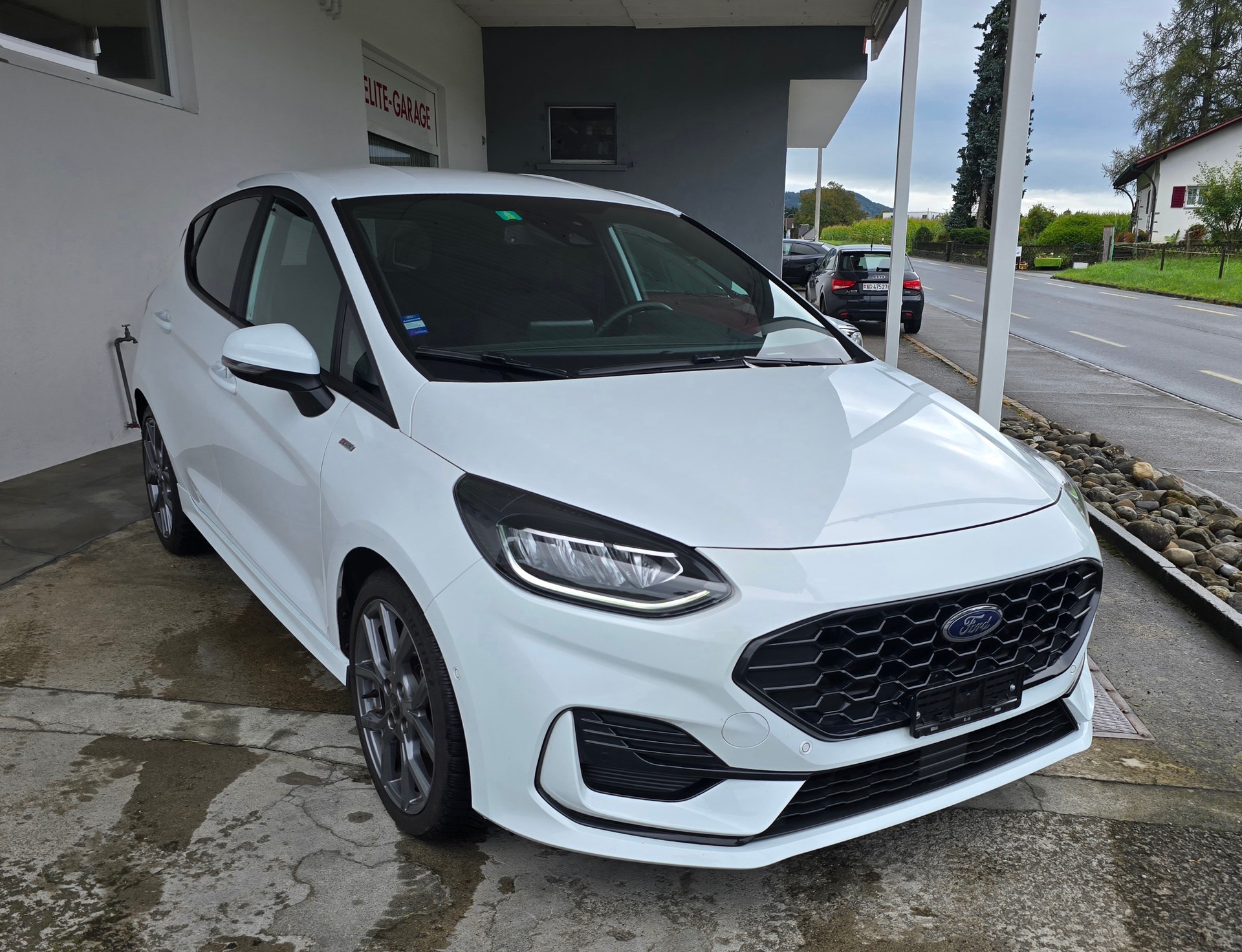 FORD Fiesta 1.0 SCTi MHEV ST Line X Automat-image-5
