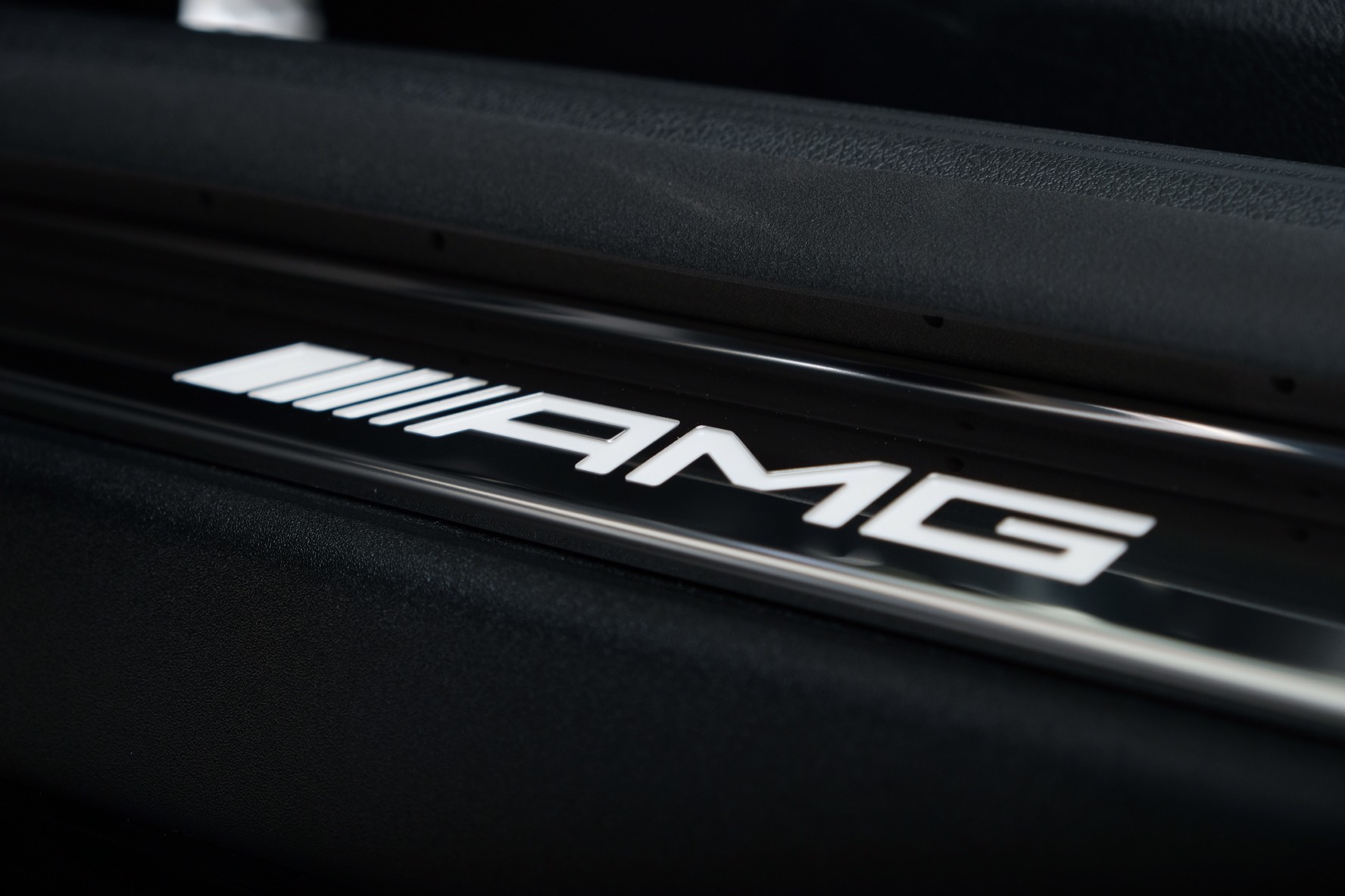 MERCEDES-BENZ CLE AMG 53 Cabrio 4Matic+ 9G-Tronic-image-22