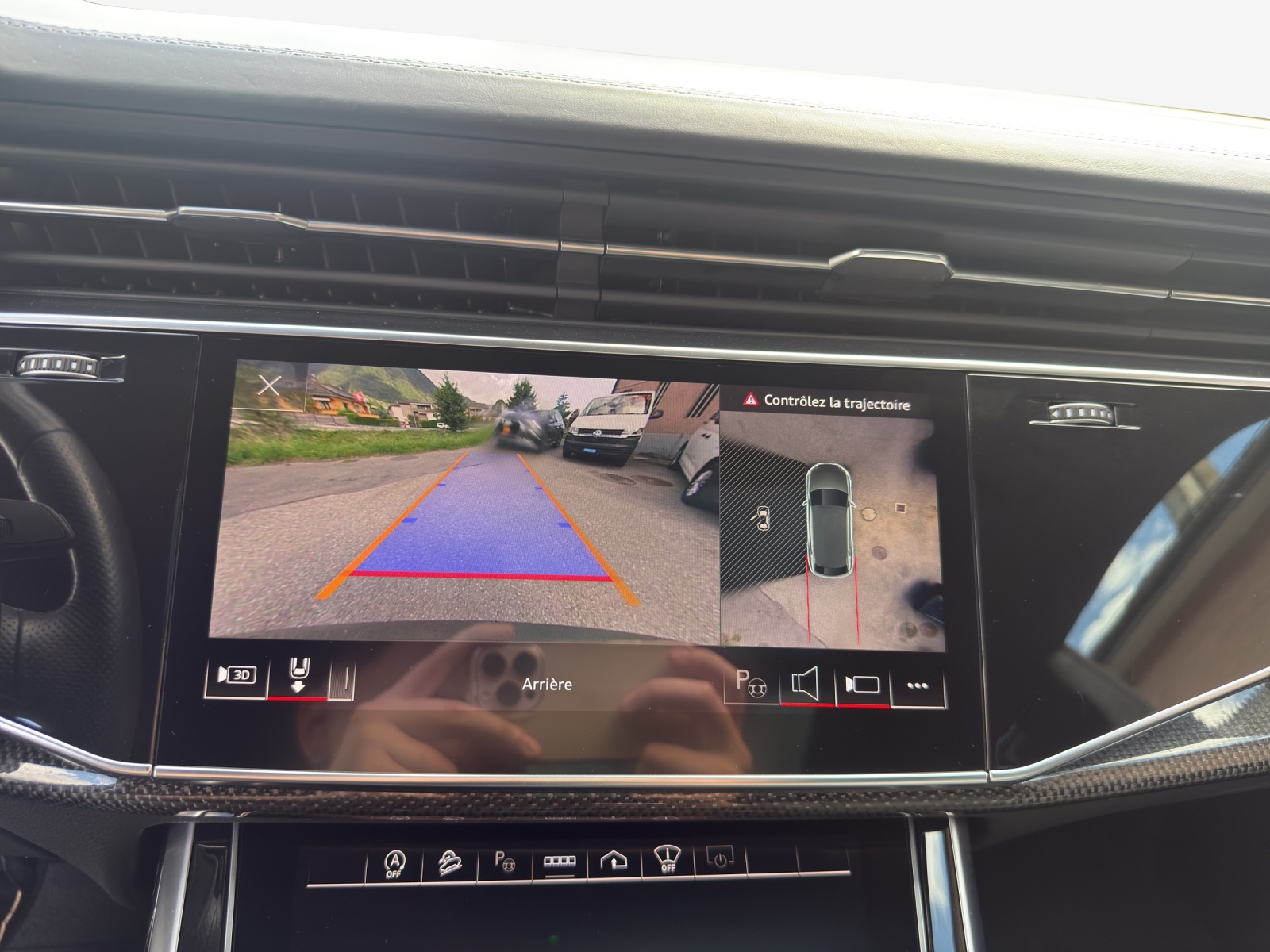 AUDI SQ8 TFSI quattro tiptronic-image-15