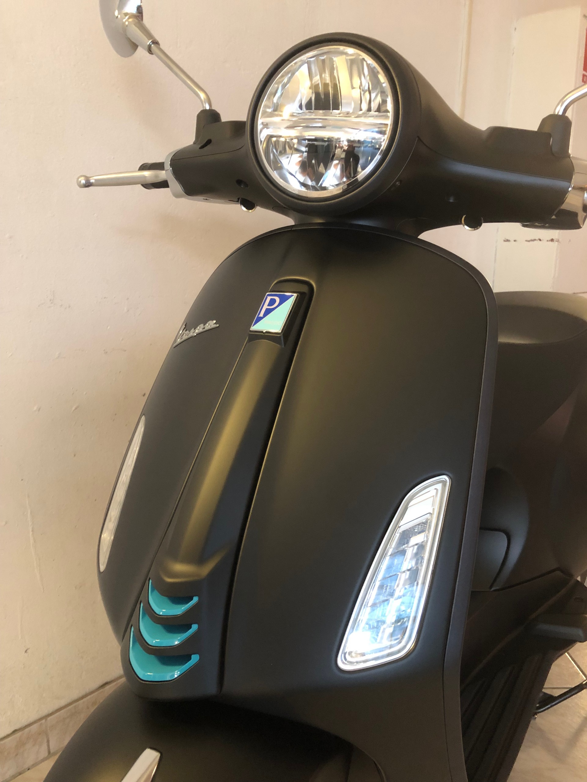 PIAGGIO Vespa 125 Primavera Sport-image-4