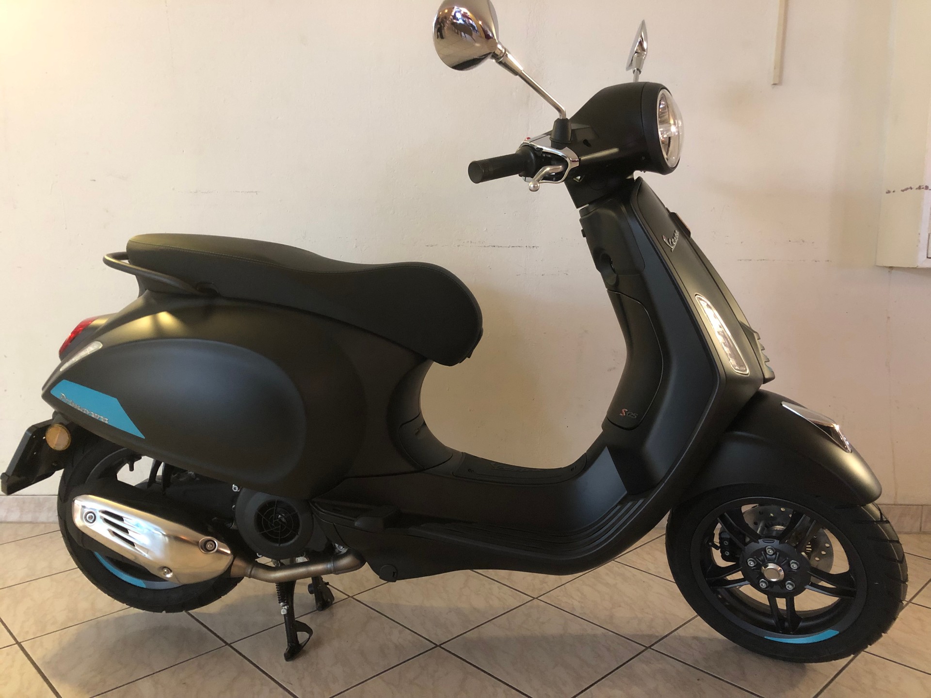 PIAGGIO Vespa 125 Primavera Sport-image-0