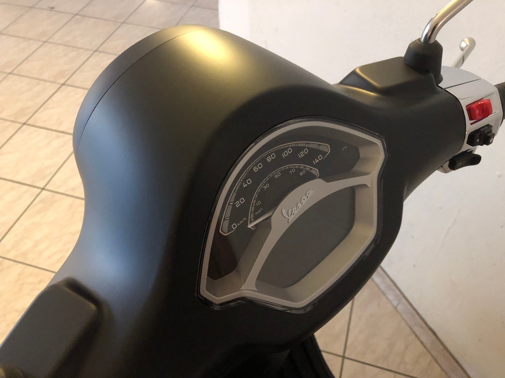 PIAGGIO Vespa 125 Primavera Sport-image-6