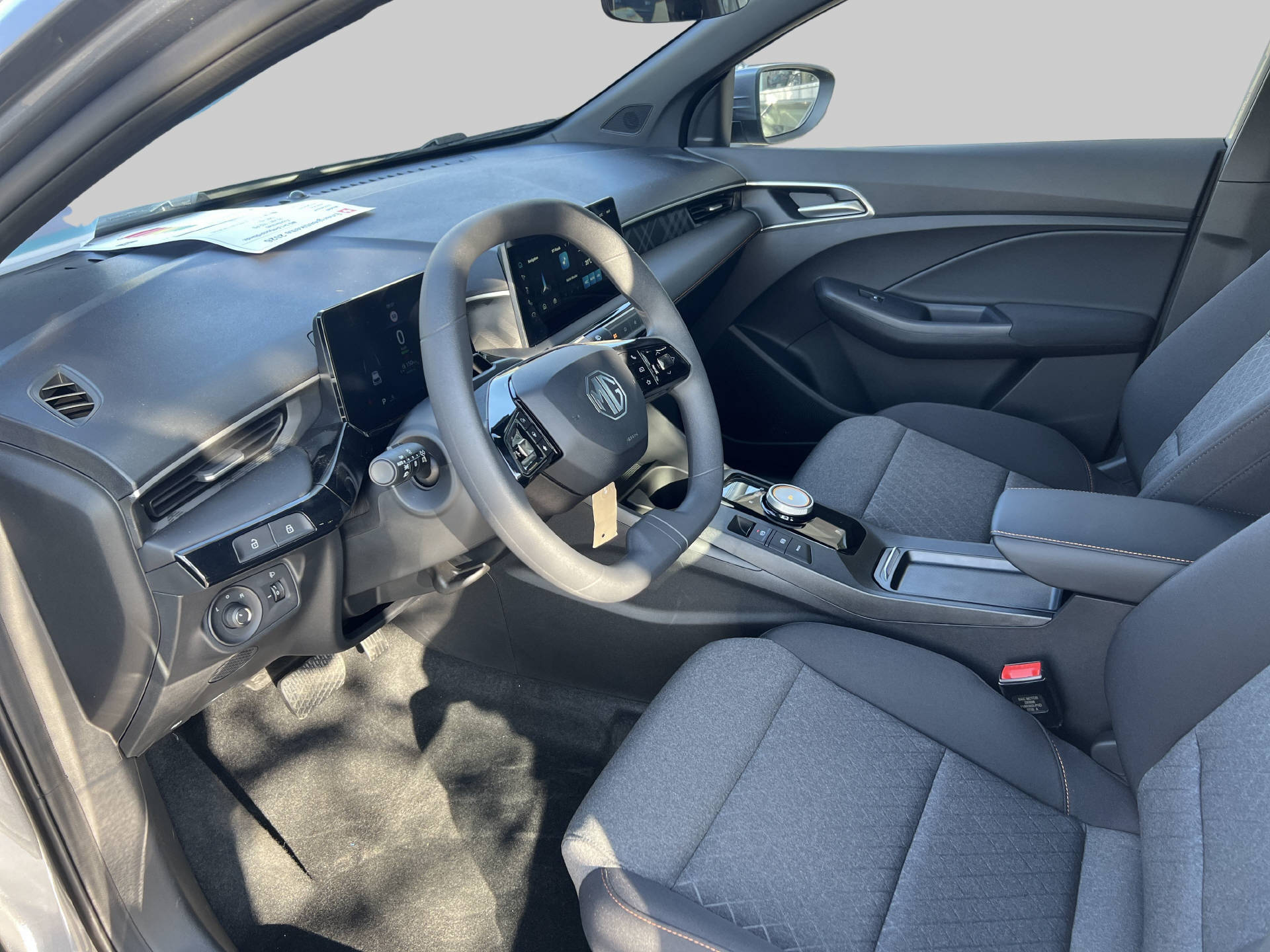 MG 3 1.5 Hybrid Standard-image-5