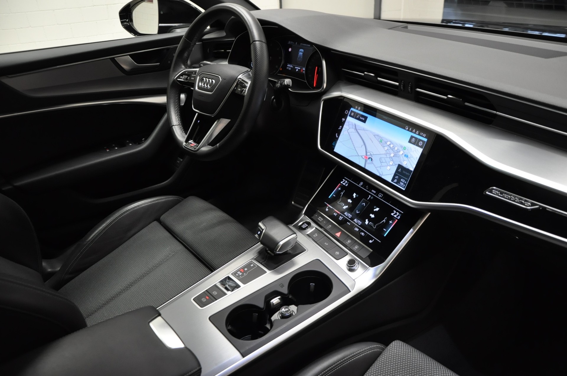 AUDI A6 Limousine 50 TDI Sport quattro tiptronic-image-12