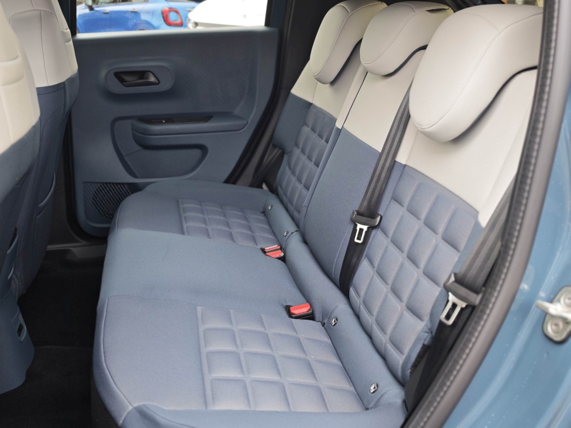 FIAT Grande Panda La Prima-image-5