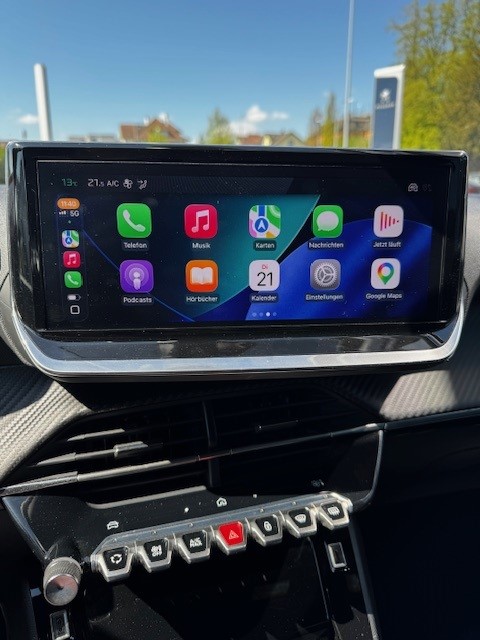PEUGEOT 2008 1.2 PureTech Allure-image-6