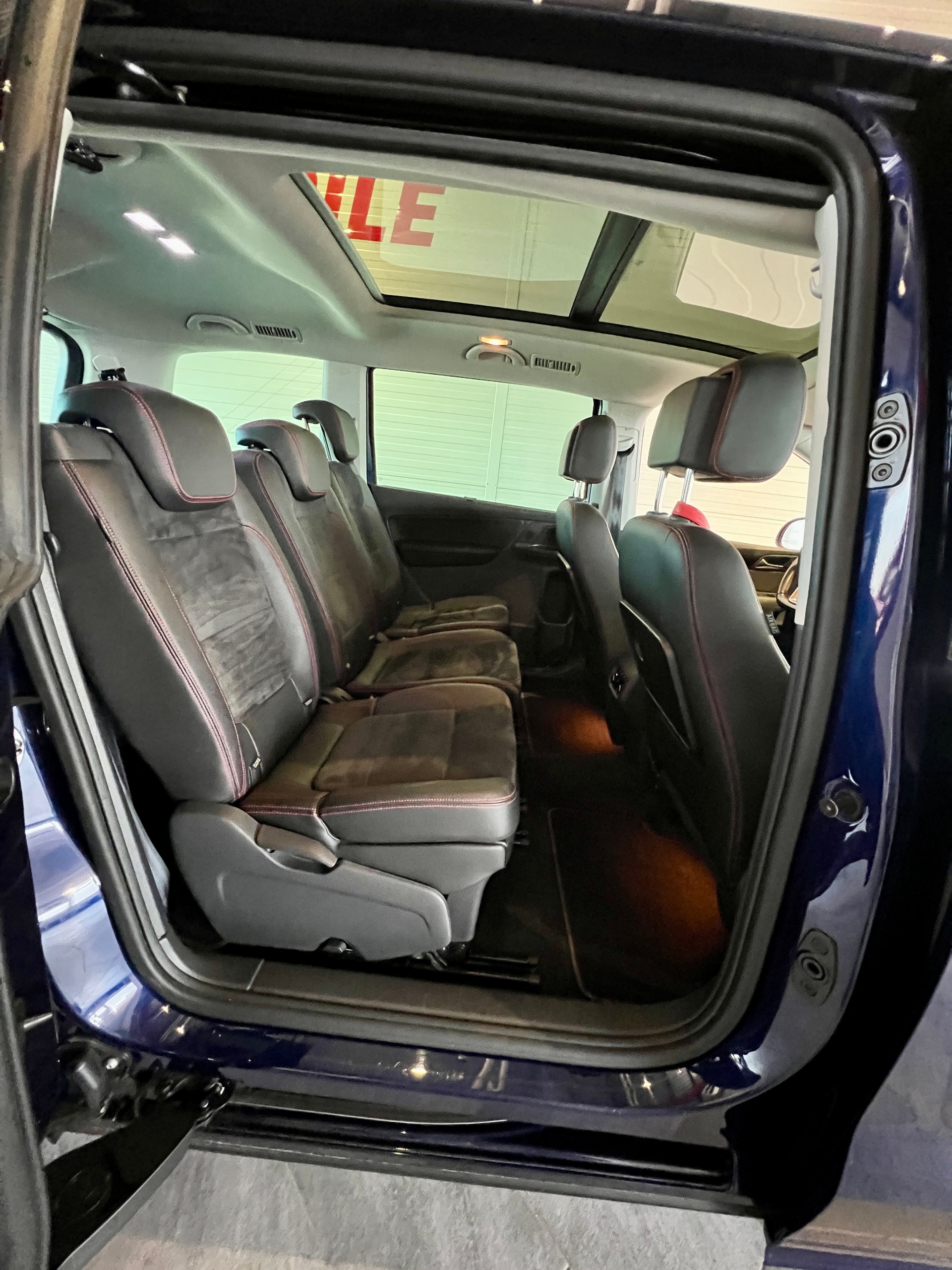 SEAT Alhambra 2.0 TSI FR Line DSG-image-11