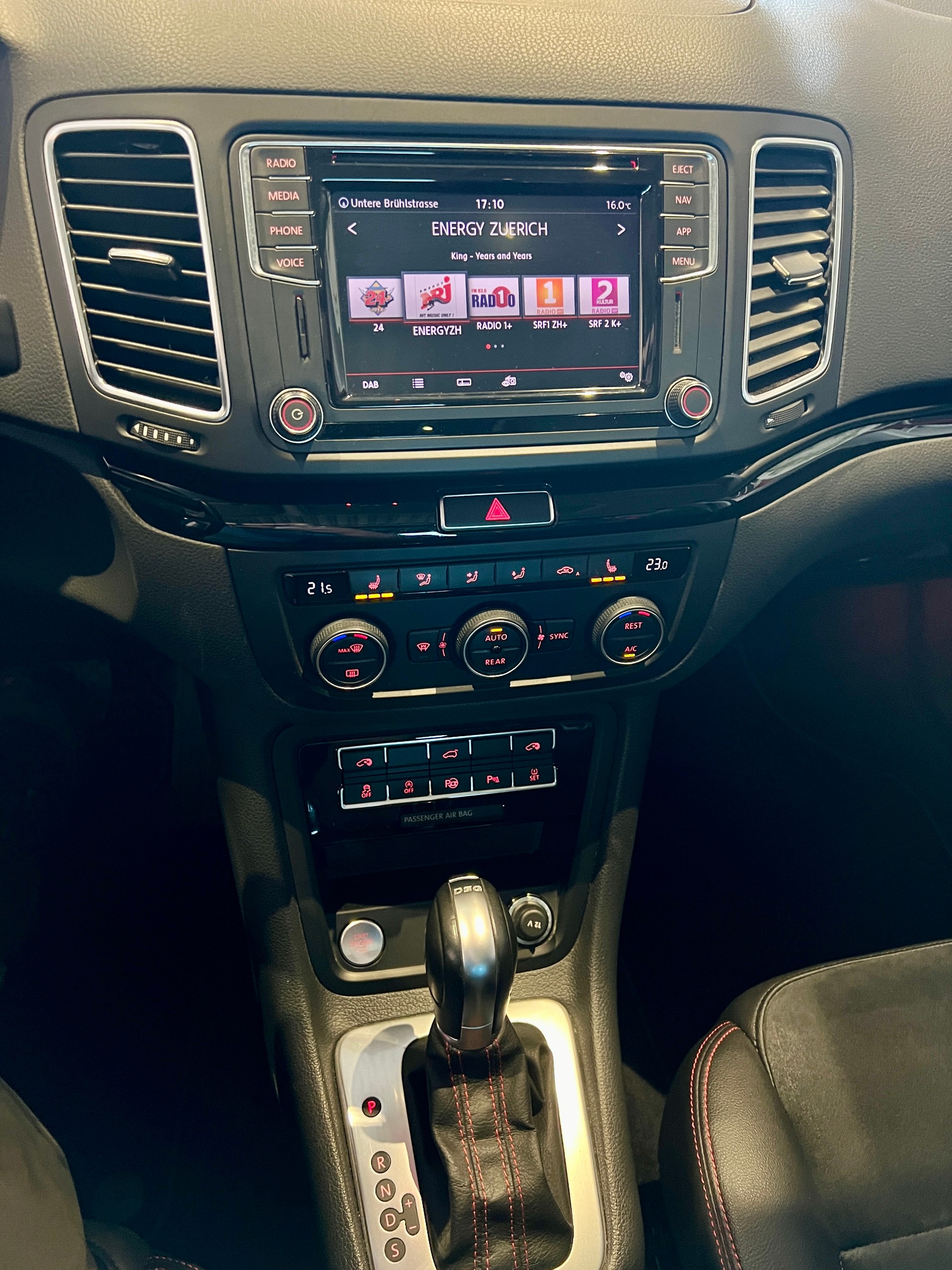 SEAT Alhambra 2.0 TSI FR Line DSG-image-27