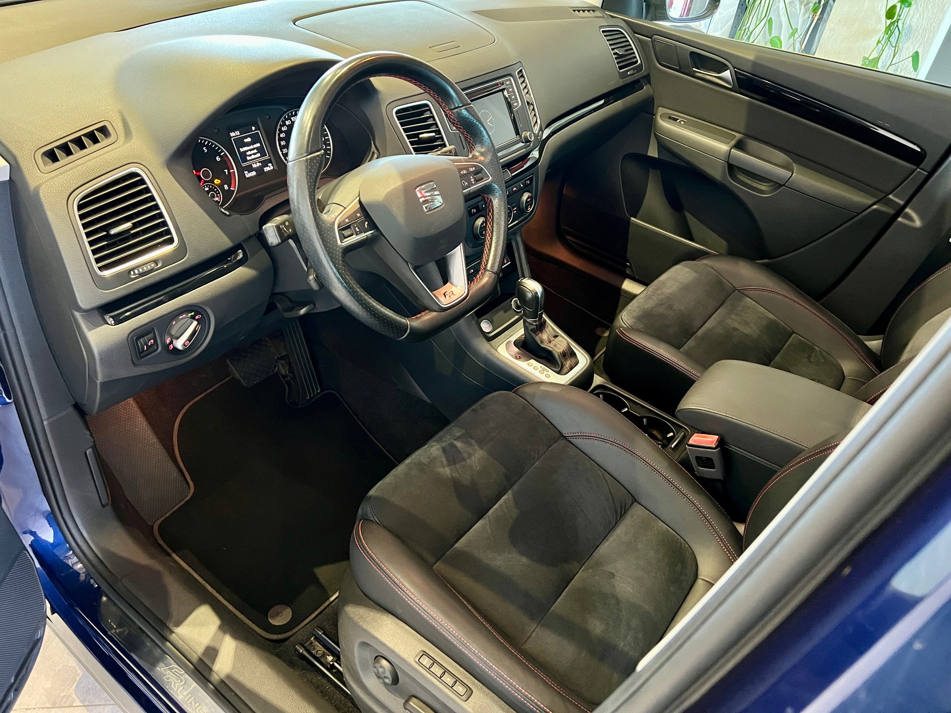 SEAT Alhambra 2.0 TSI FR Line DSG-image-7