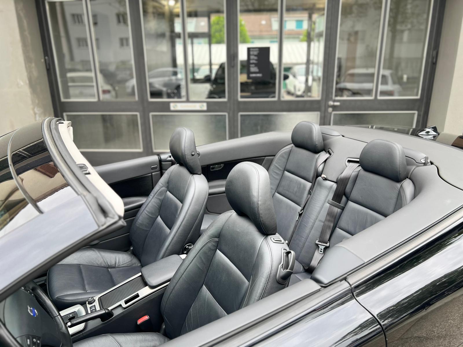 VOLVO C70 Cabriolet 2.5 20V T5 230 Summum-image-14