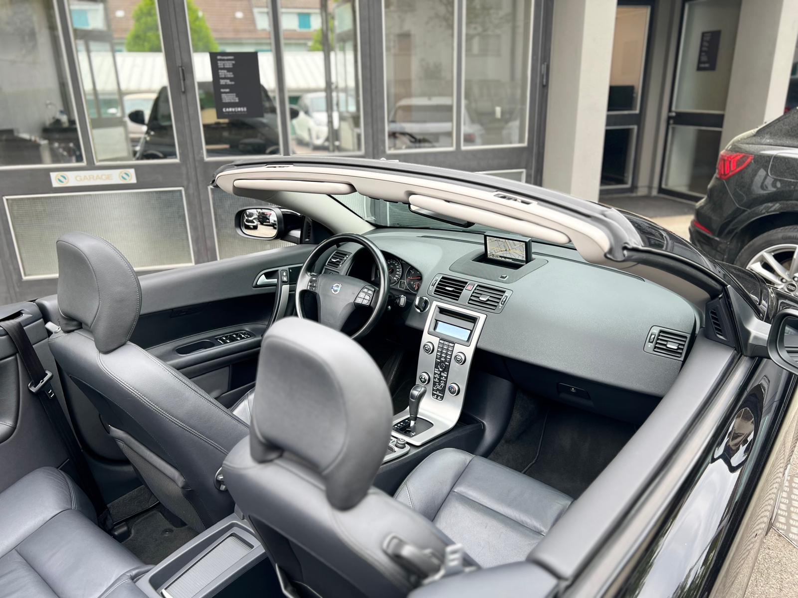 VOLVO C70 Cabriolet 2.5 20V T5 230 Summum-image-13