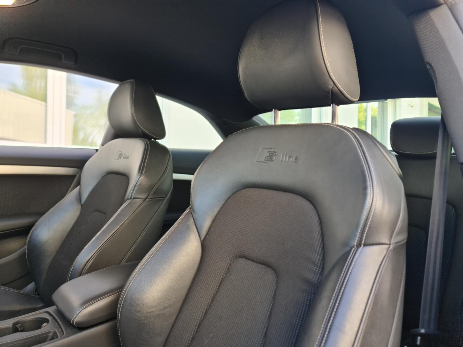 AUDI A5 Coupé 2.0 TFSI quattro S-tronic-image-13