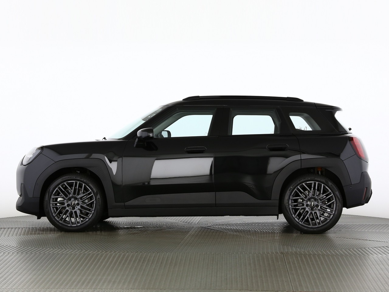 MINI Aceman SE-showroom-element-2