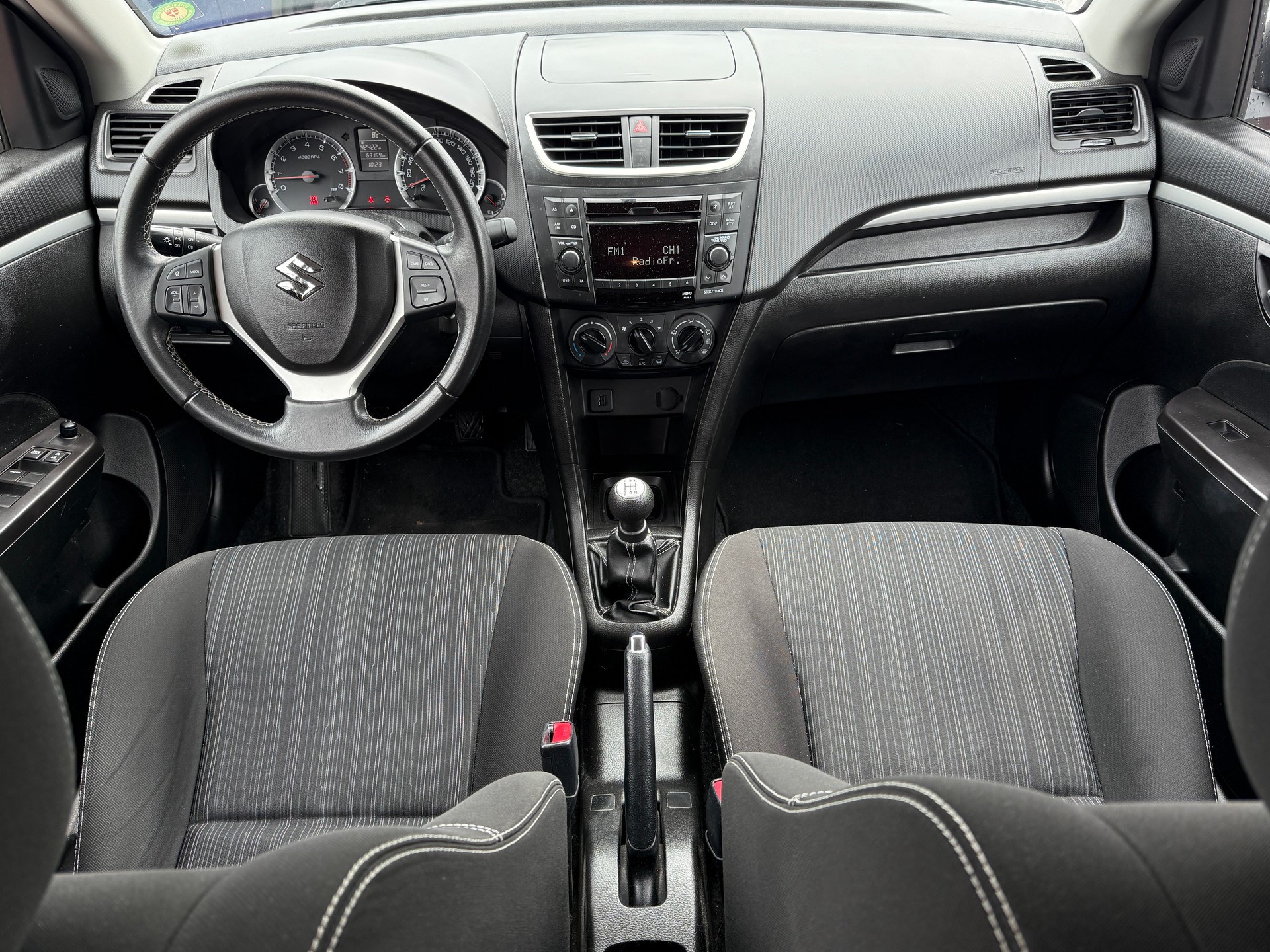 SUZUKI Swift 1.2i 16V Sergio Cellano Special Edition - Nouvelle Expertise - NEU MFK : 12-05-2026-image-14