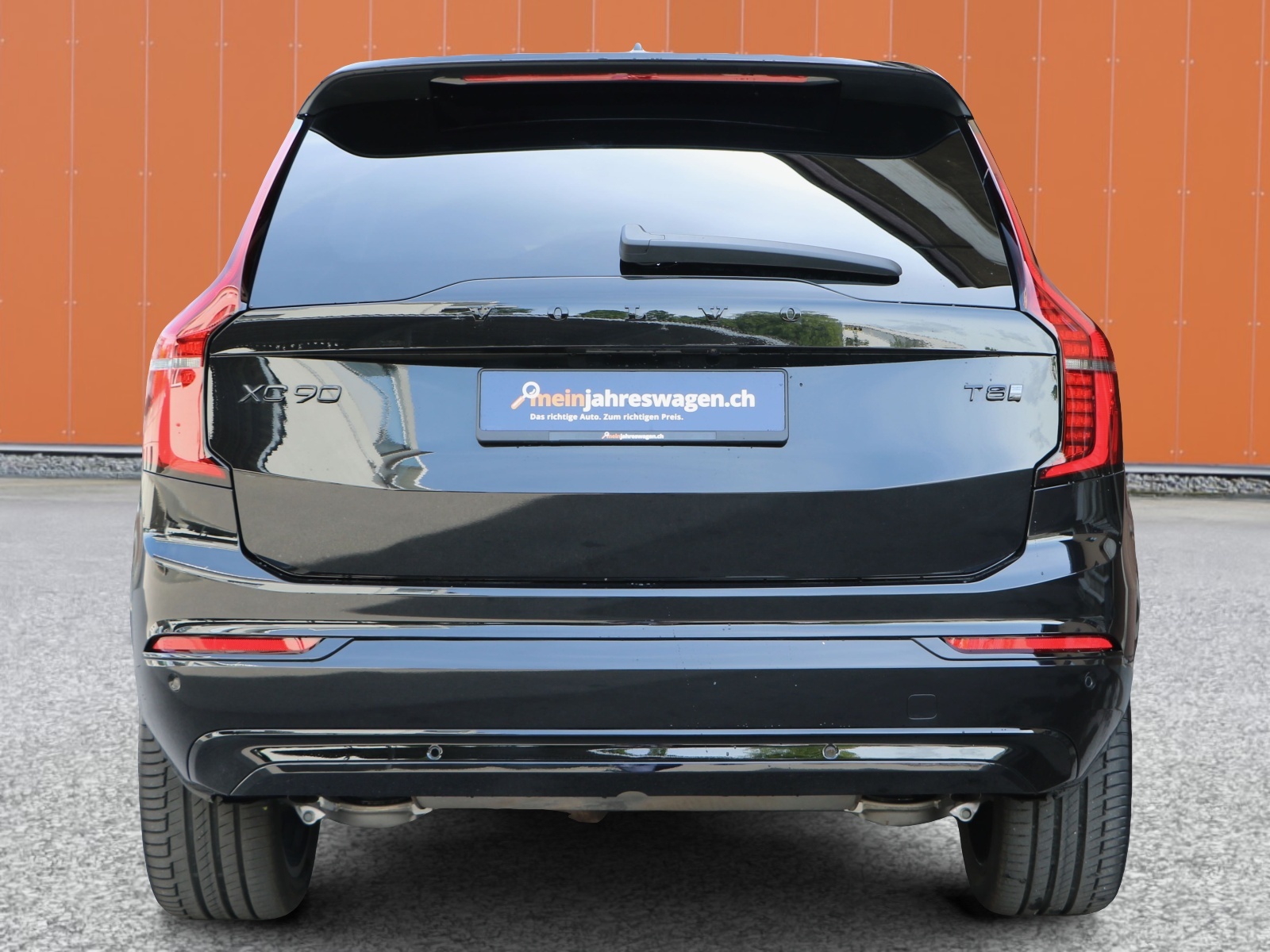VOLVO XC90 T8 AWD PluginHybrid Dark Edition Geartronic-image-4
