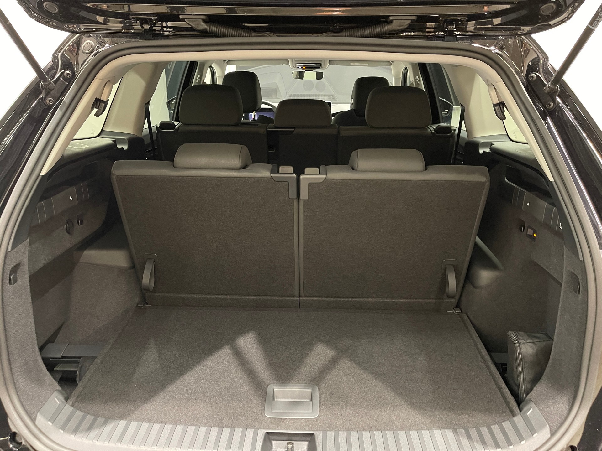 SKODA Kodiaq 1.5 TSI mHEV Selection *7PLATZ*-image-13