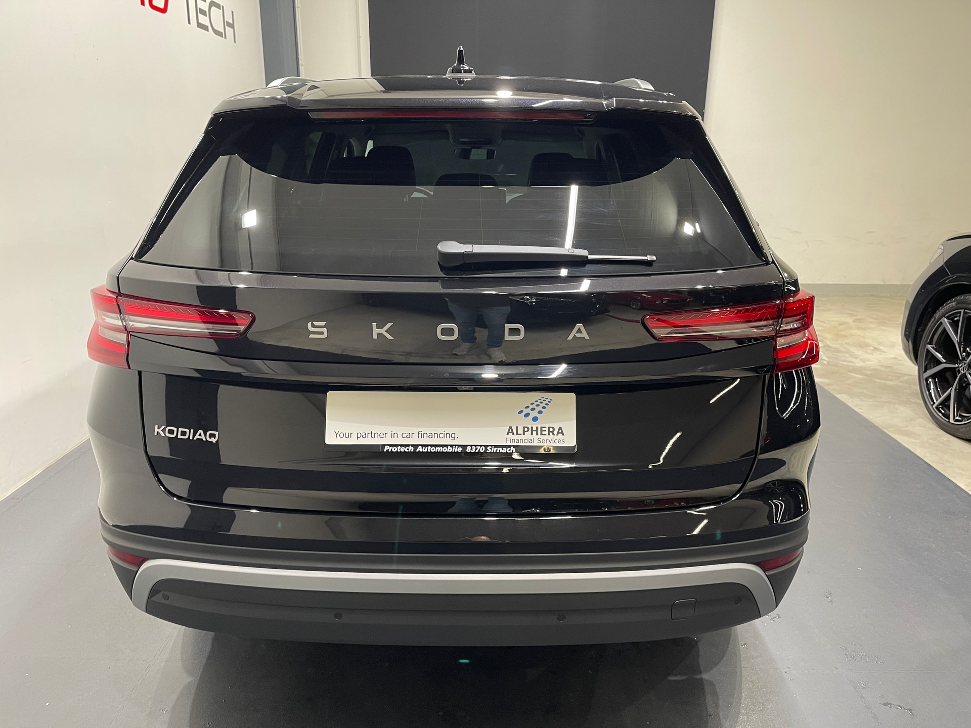 SKODA Kodiaq 1.5 TSI mHEV Selection *7PLATZ*-image-4
