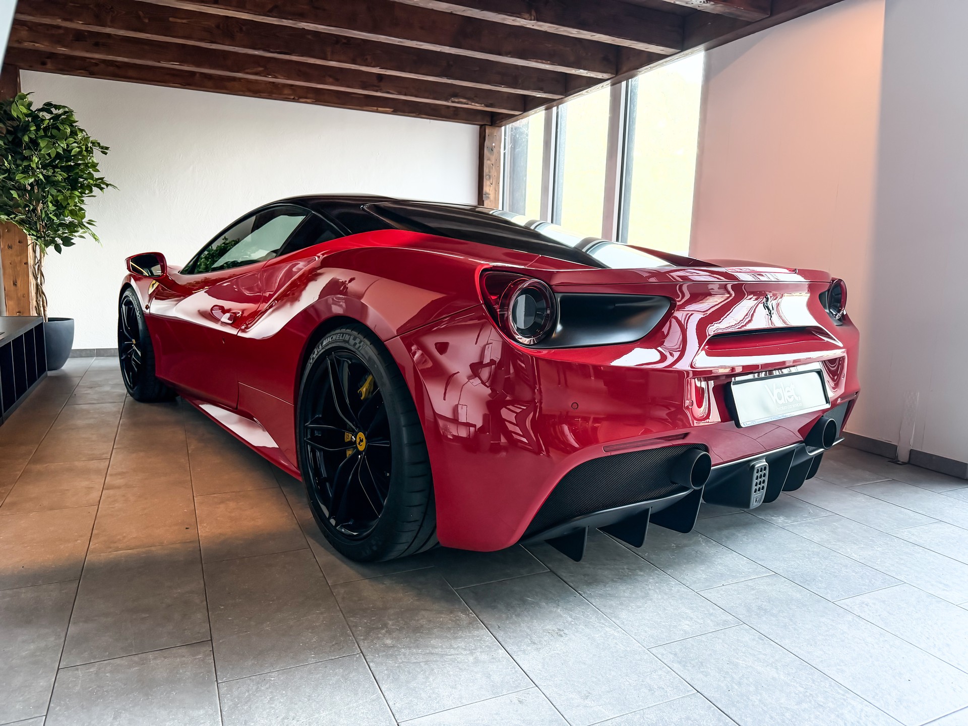 FERRARI 488 GTB 3.9 V8-image-8