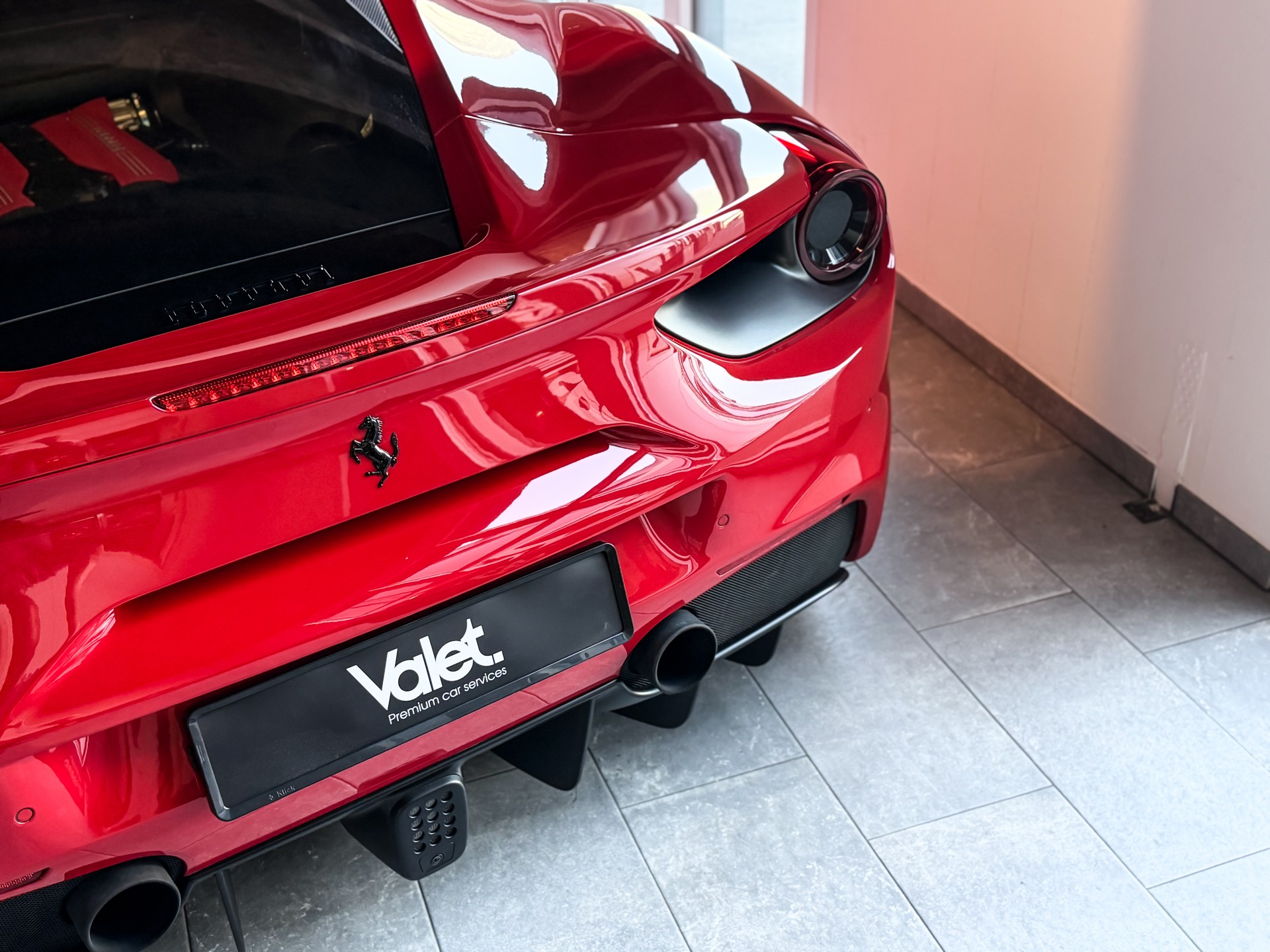 FERRARI 488 GTB 3.9 V8-image-5