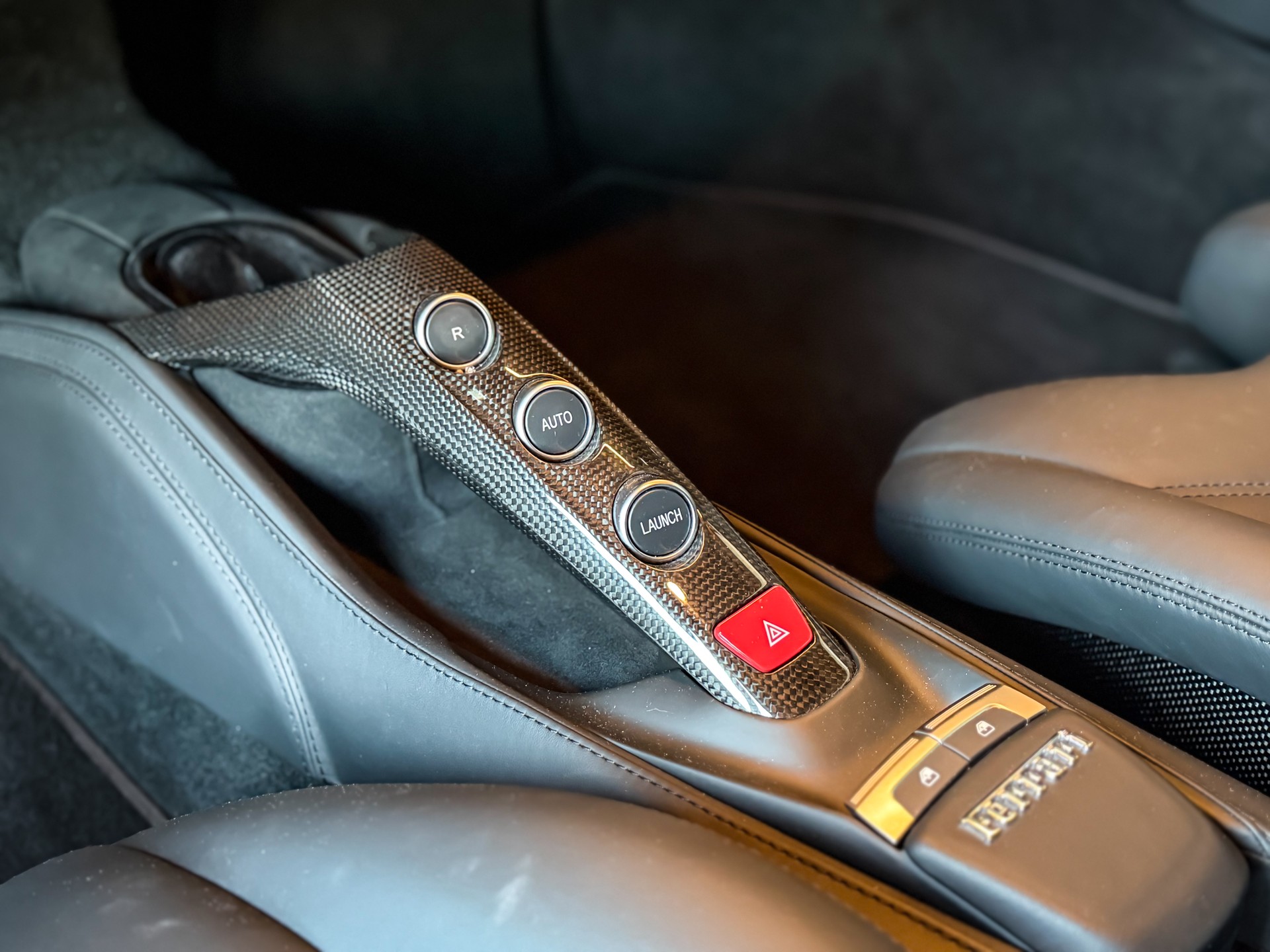 FERRARI 488 GTB 3.9 V8-image-15