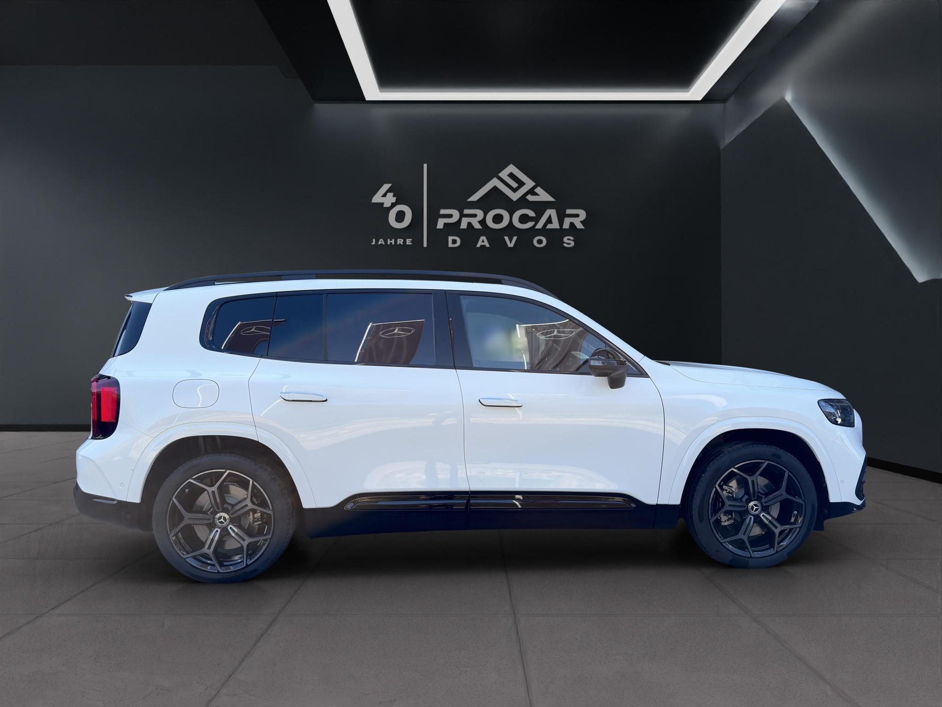 MERCEDES-BENZ GLB 350 4matic-image-1