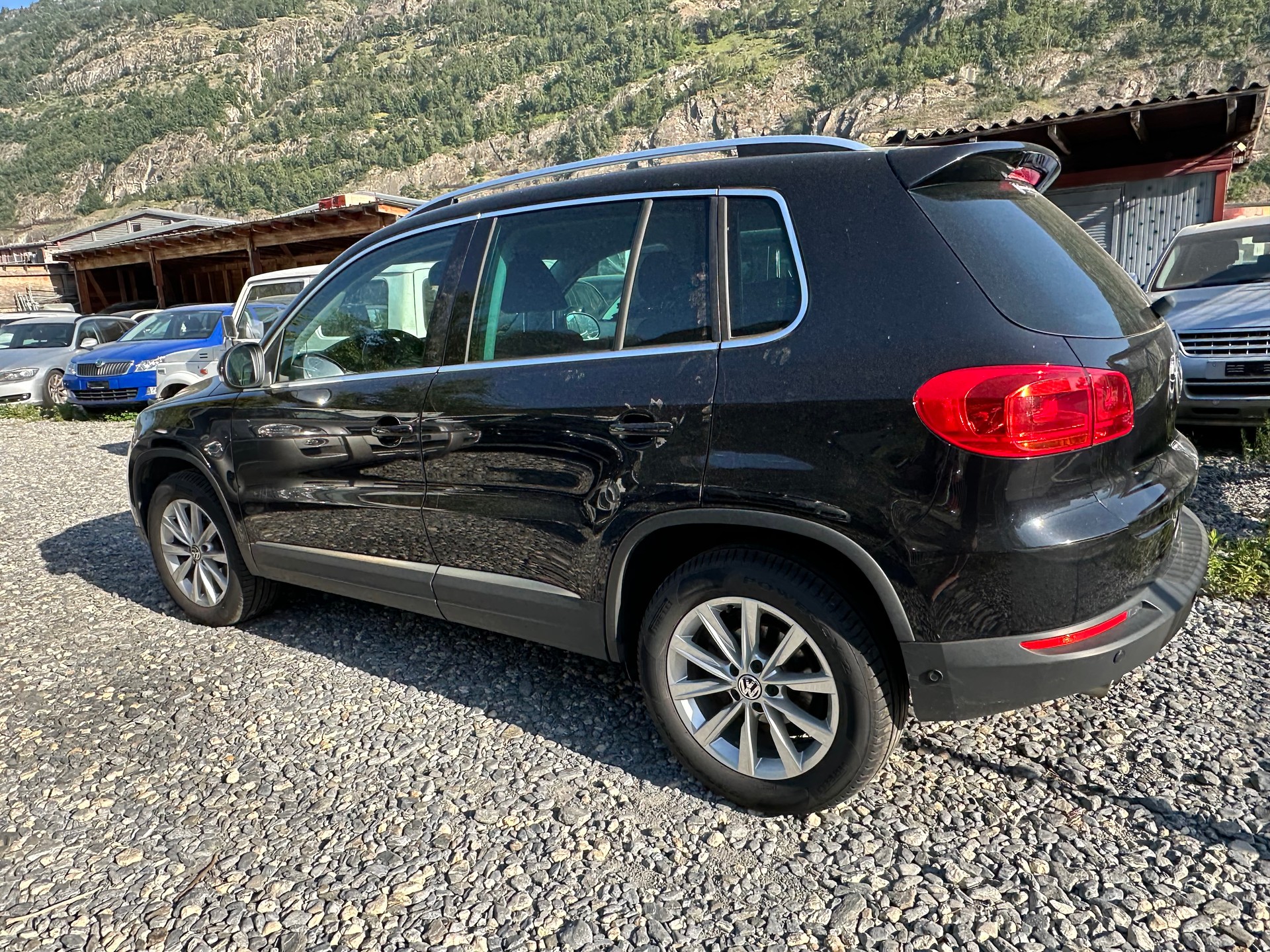 VW Tiguan 2.0 TDI BMT Salomon 4Motion DSG-image-12