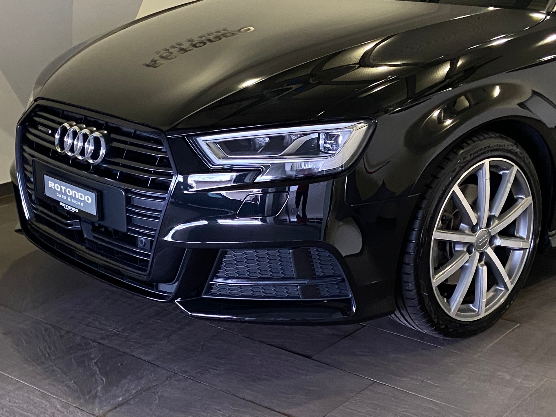 AUDI A3 Sportback 40 TFSI Sport quattro S-Line S-tronic-showroom-element-2