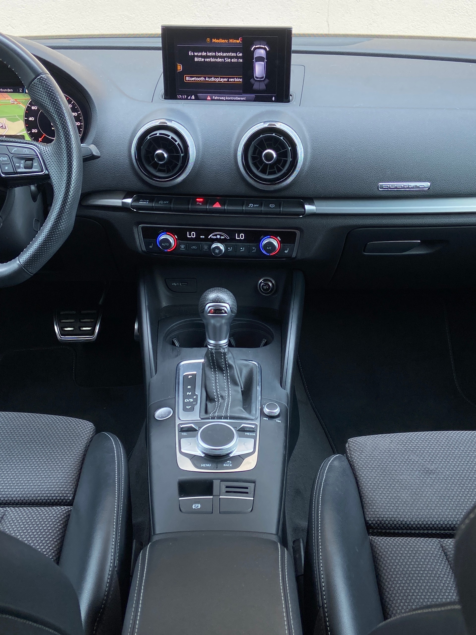 AUDI A3 Sportback 40 TFSI Sport quattro S-Line S-tronic-image-13