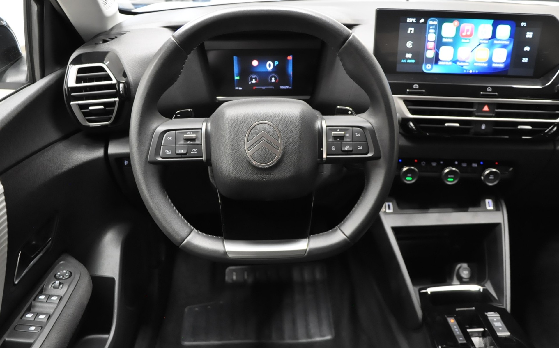 CITROEN C4 1.2 130 Plus EAT8-image-18