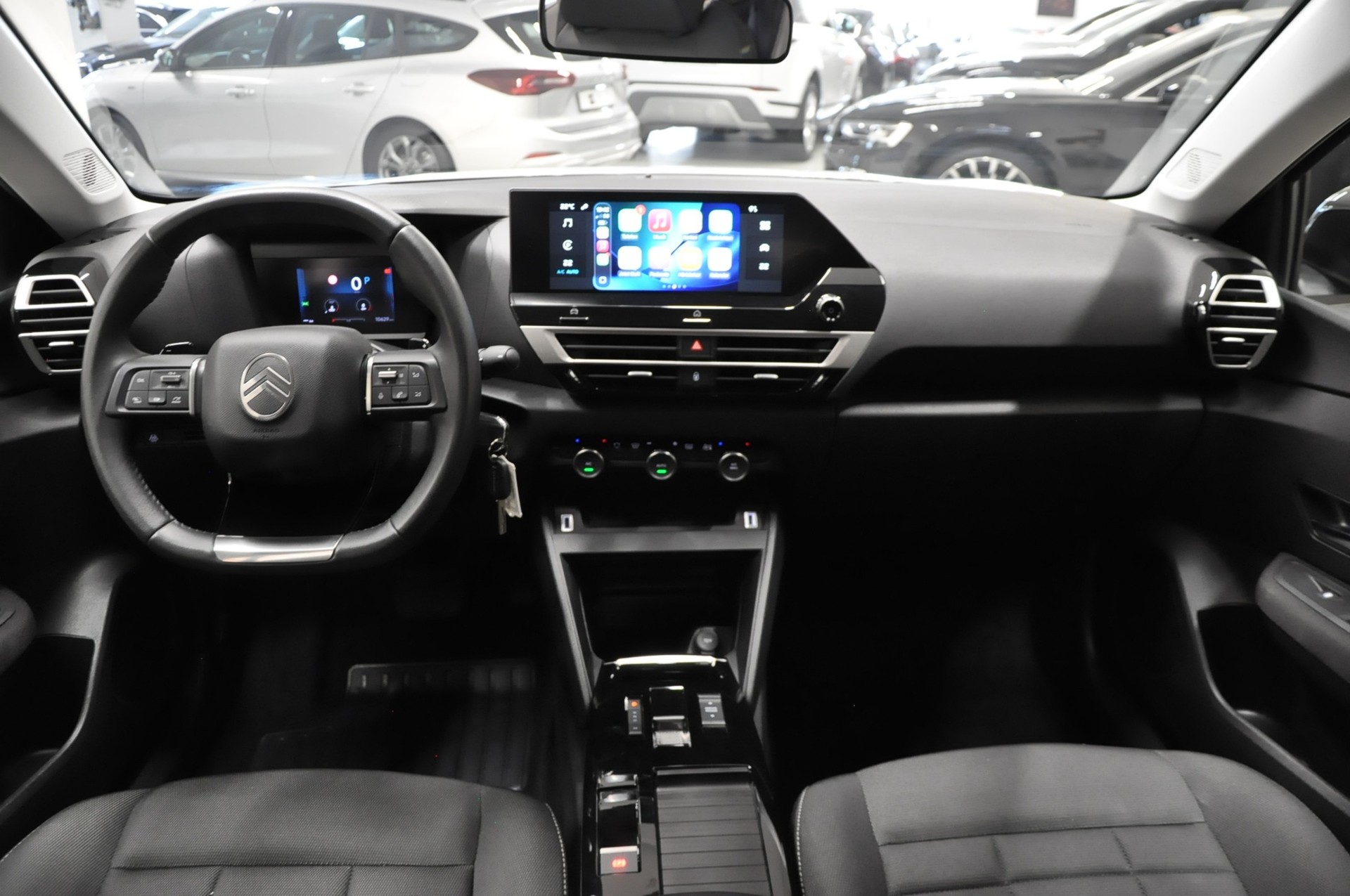 CITROEN C4 1.2 130 Plus EAT8-image-17