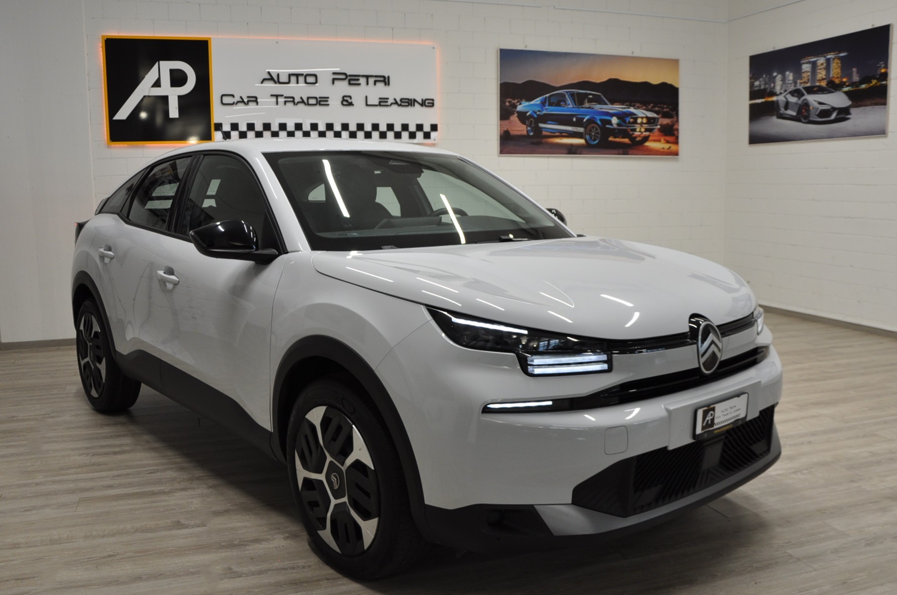 CITROEN C4 1.2 130 Plus EAT8-image-6