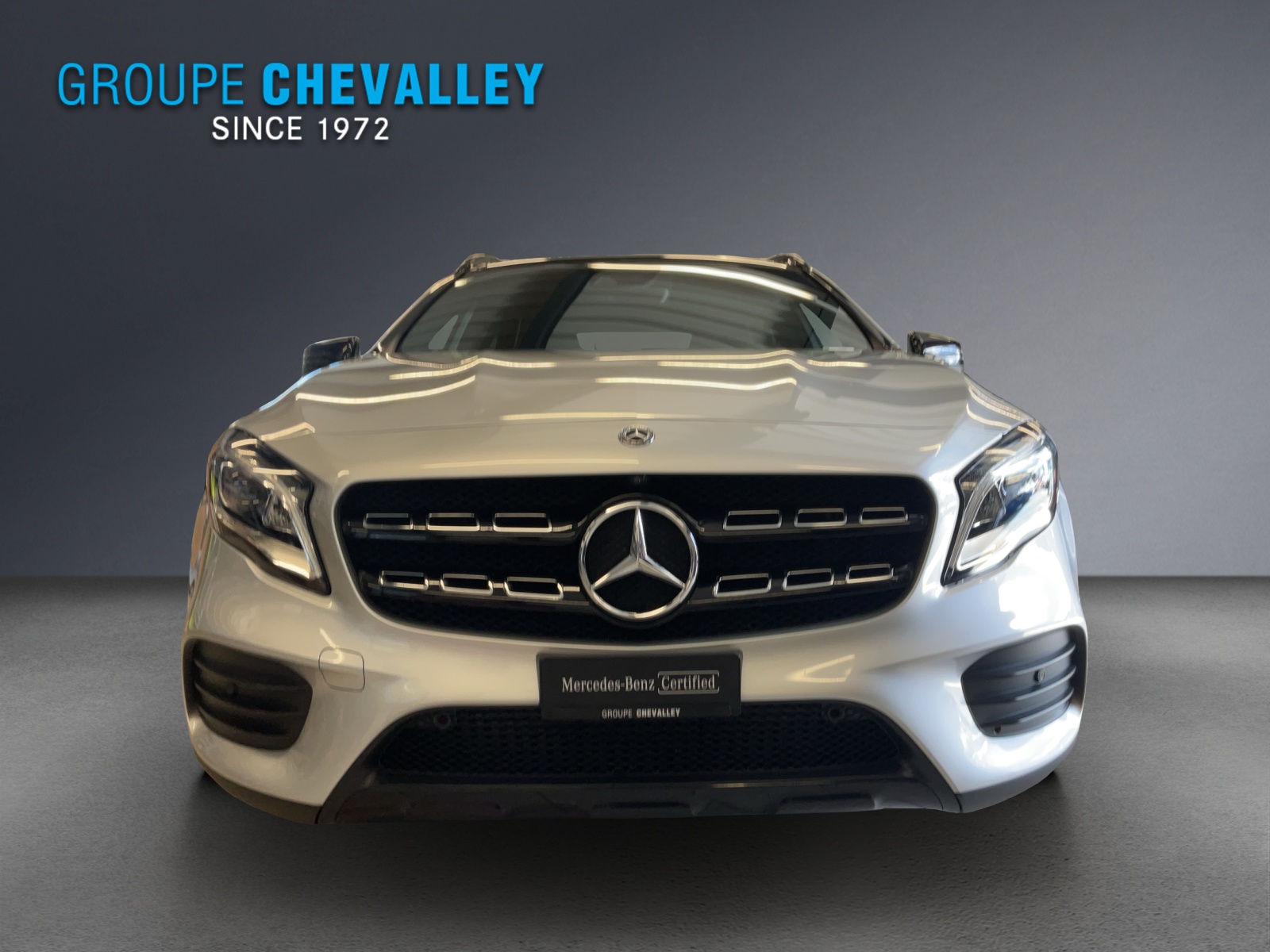 MERCEDES-BENZ GLA 220 AMG Line 4Matic-showroom-element-1