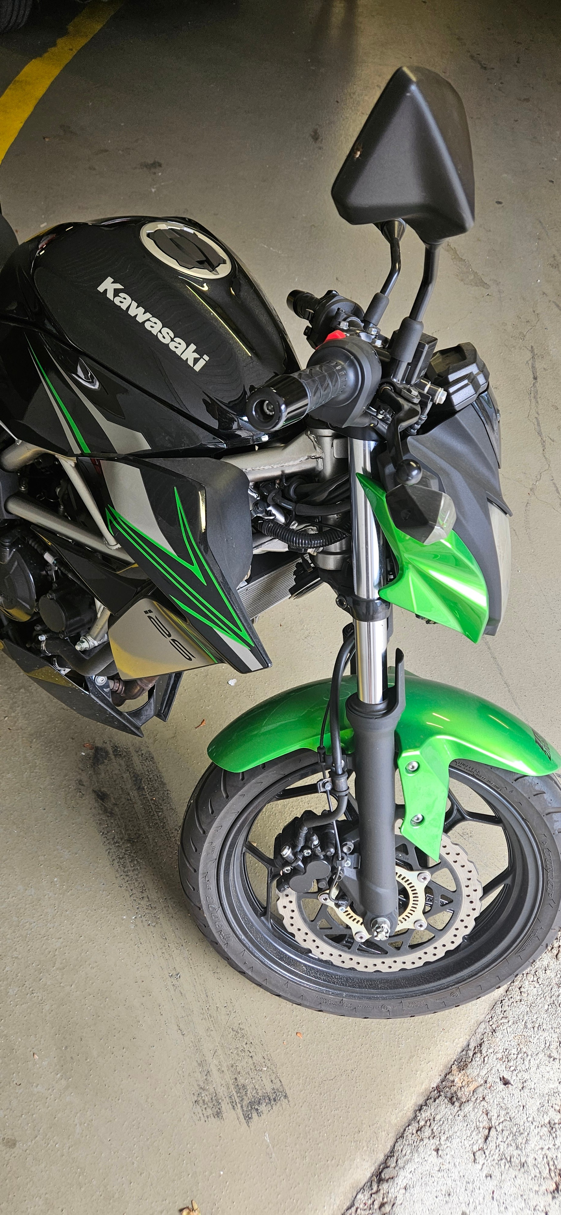 KAWASAKI Z 125-image-3